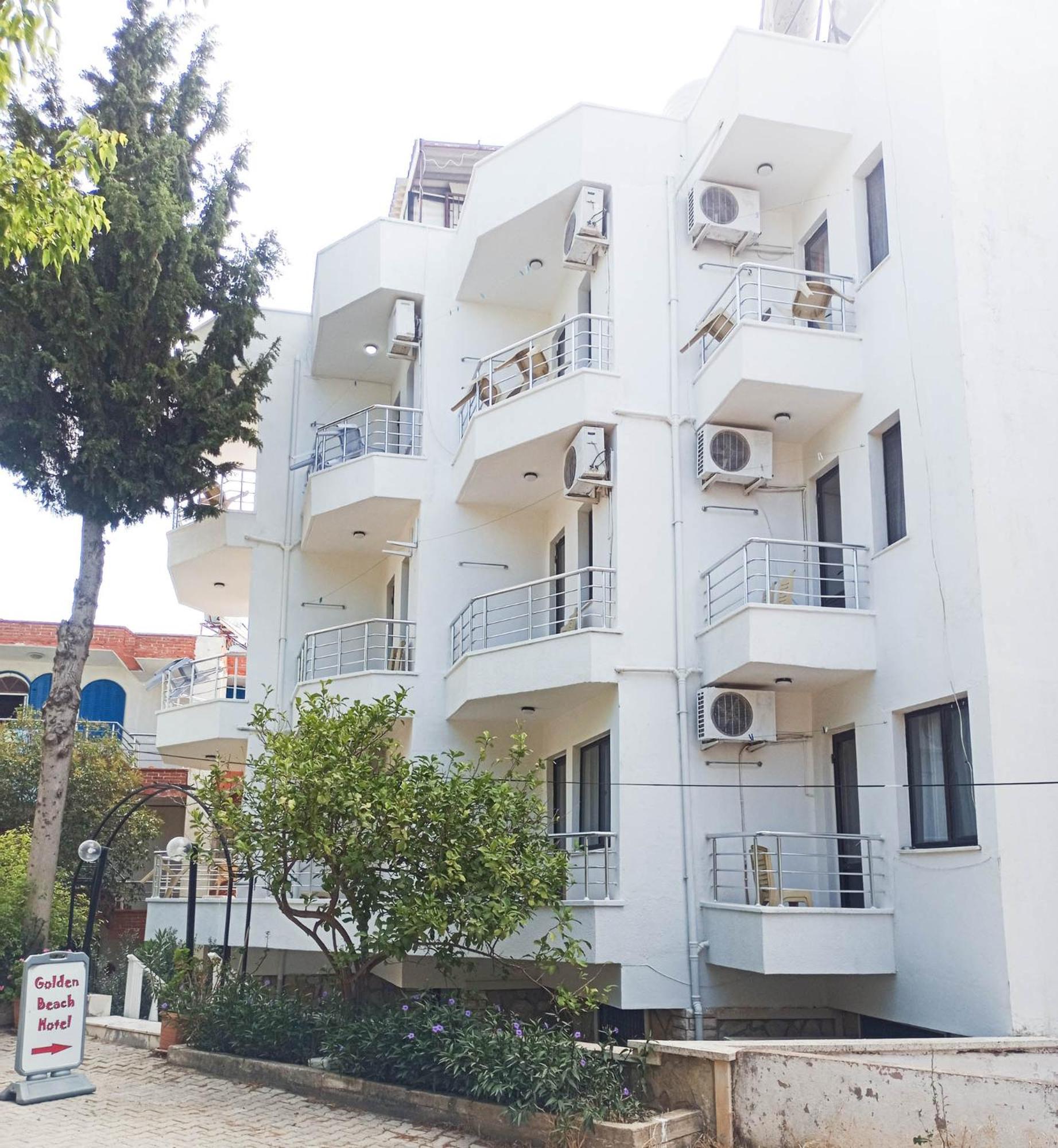 Hotel Golden Beach
