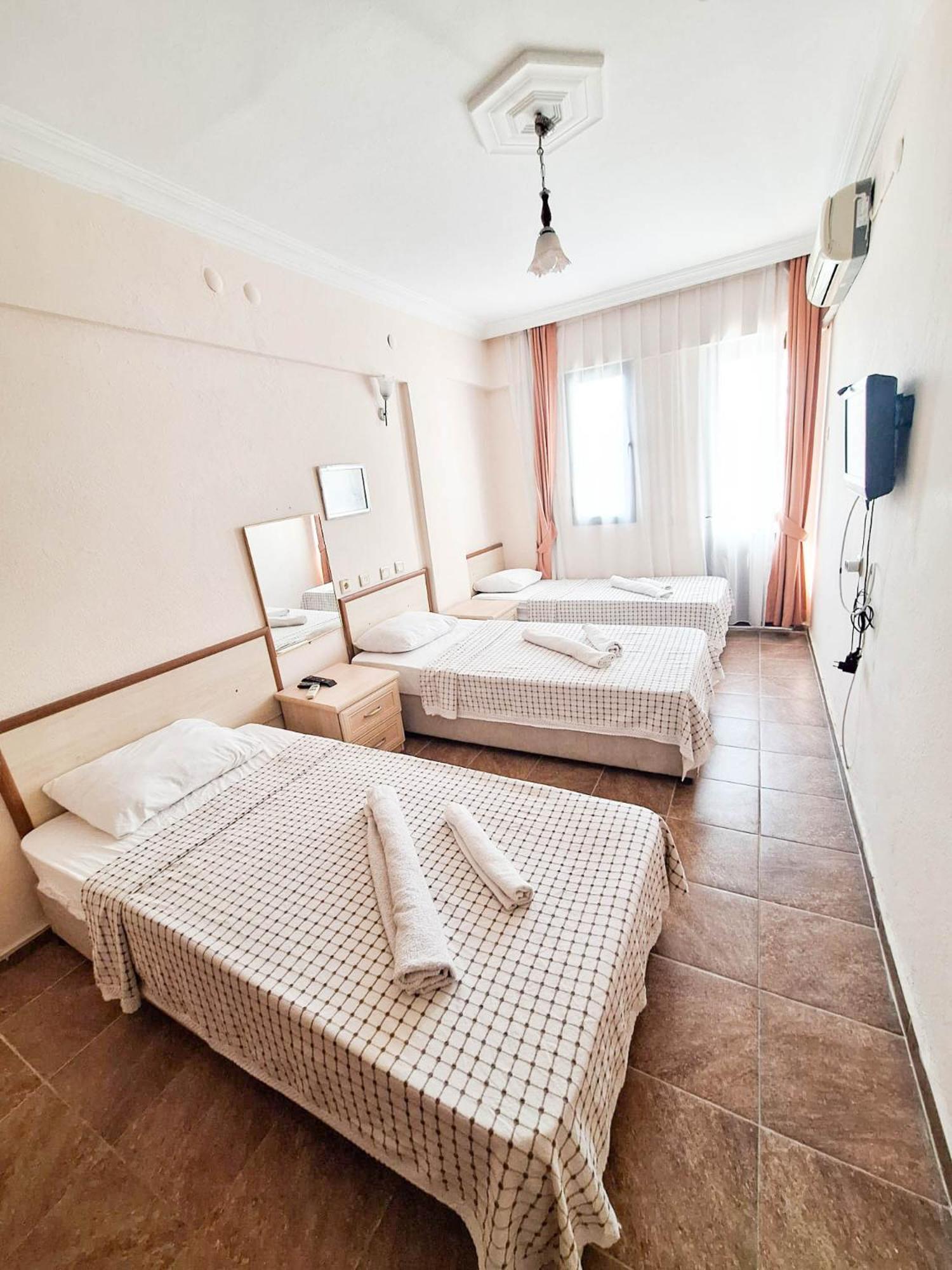 Golden Beach Hotel