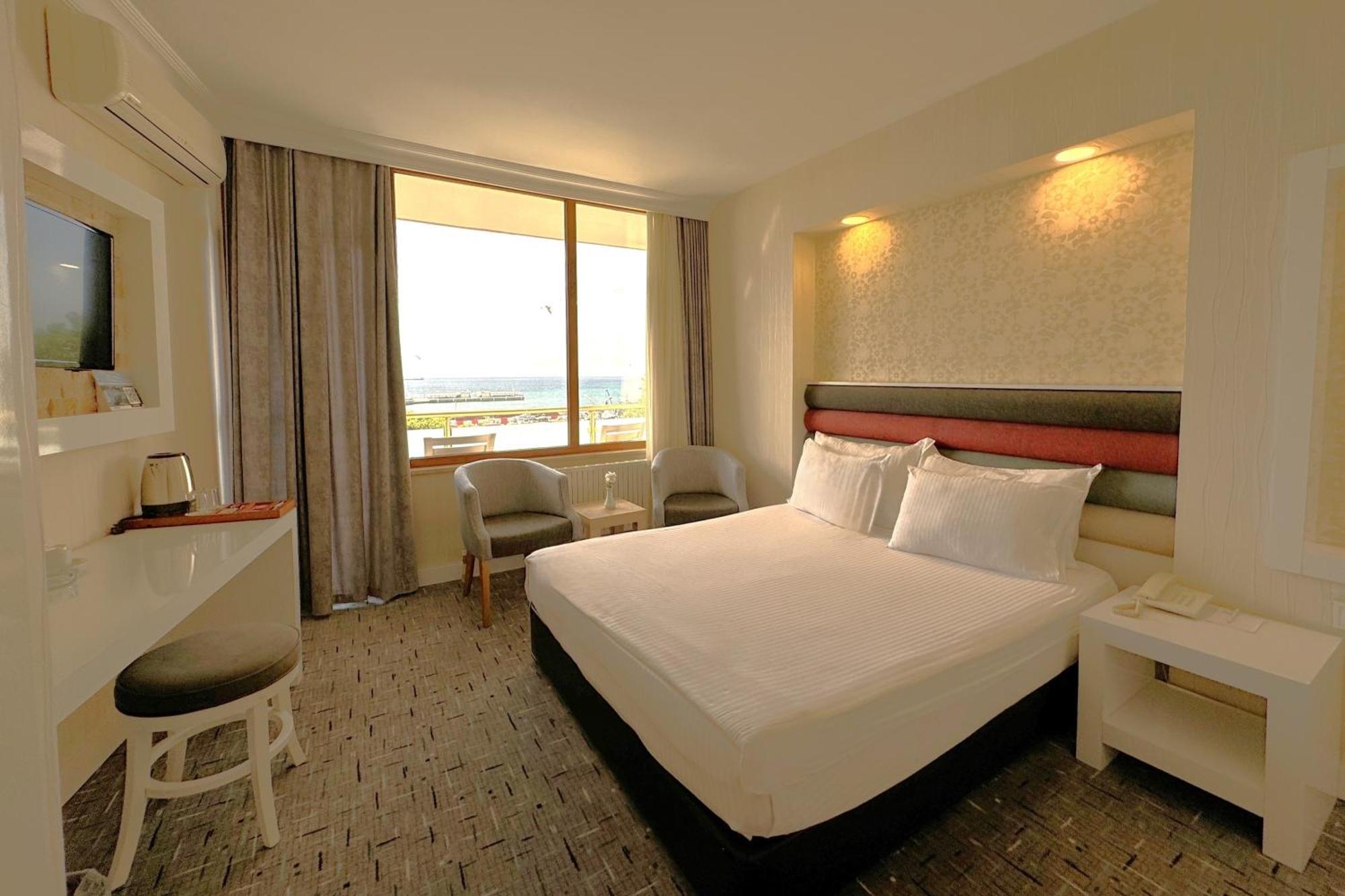 Hotel Yat