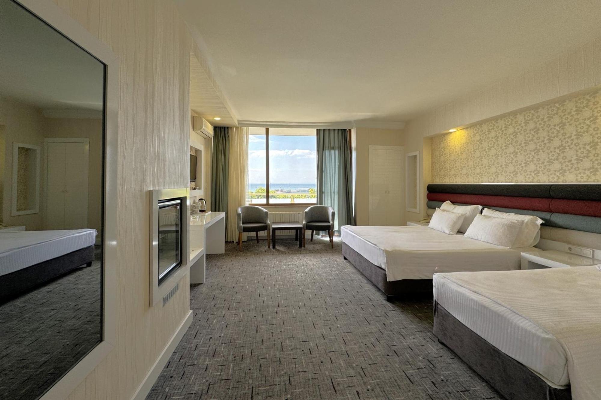 Yat Hotel 3*