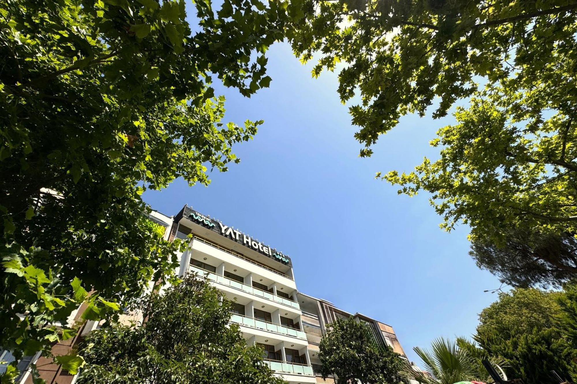 Yat Hotel 3*