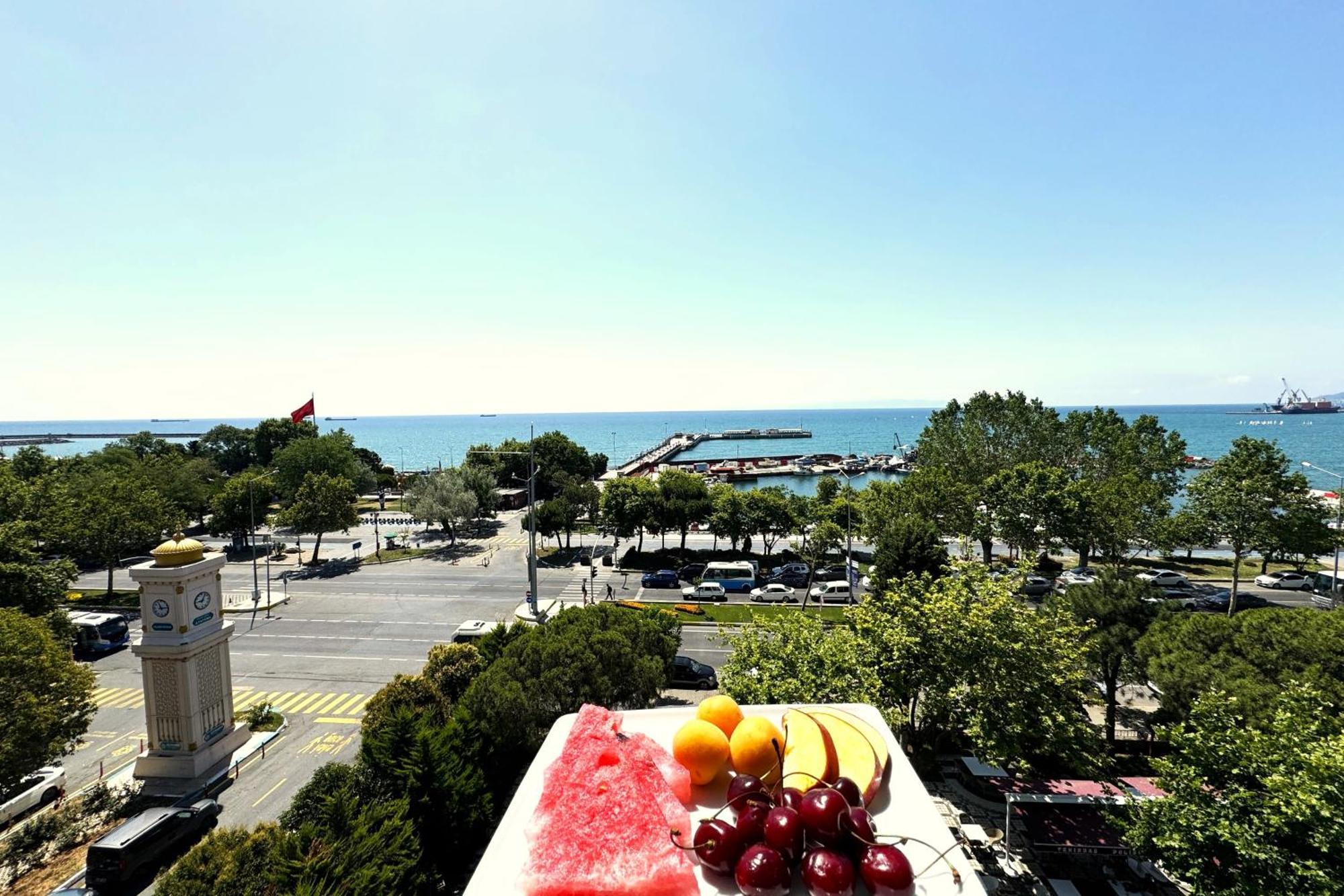 Hotel Yat