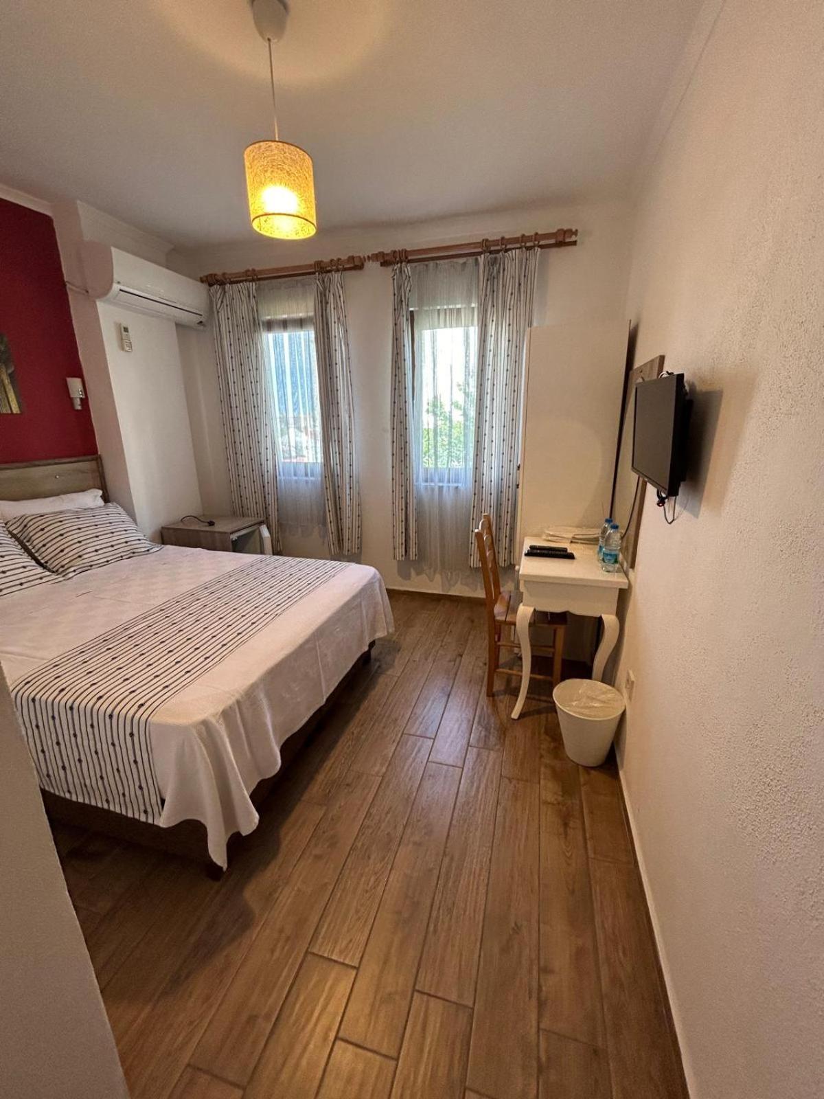Vitis Hotel