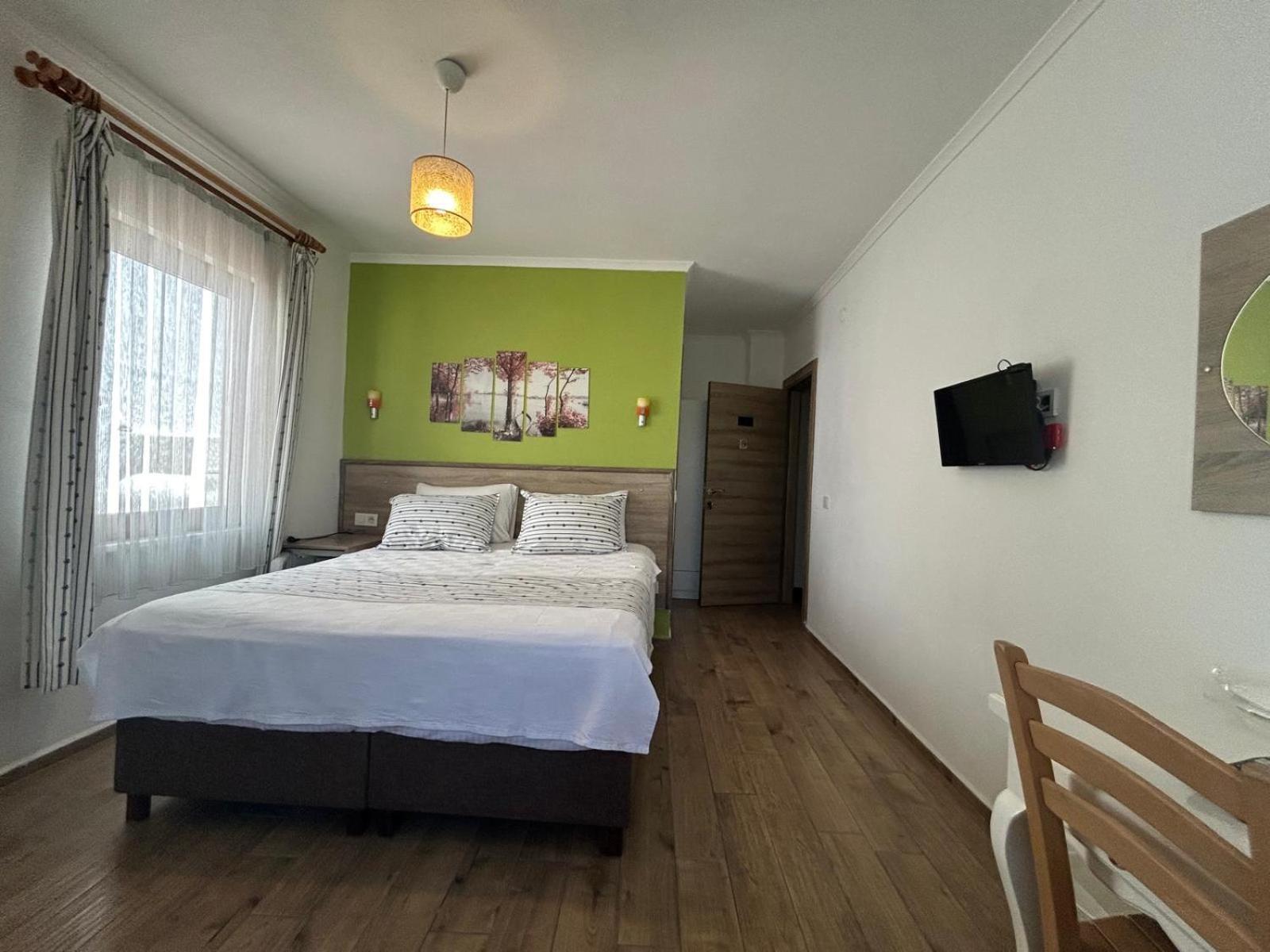 Vitis Hotel