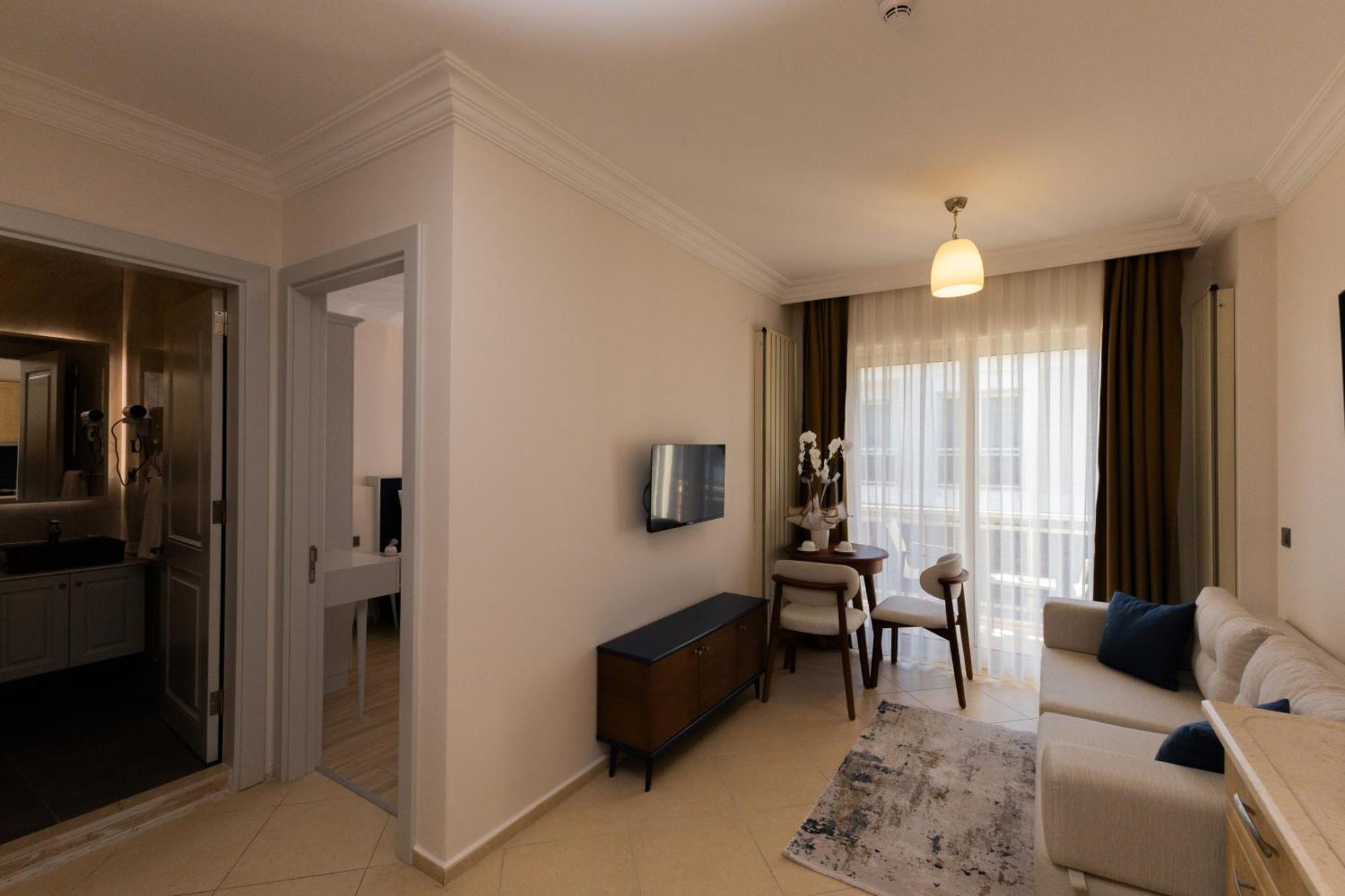 Hotel Exclusive & 3*