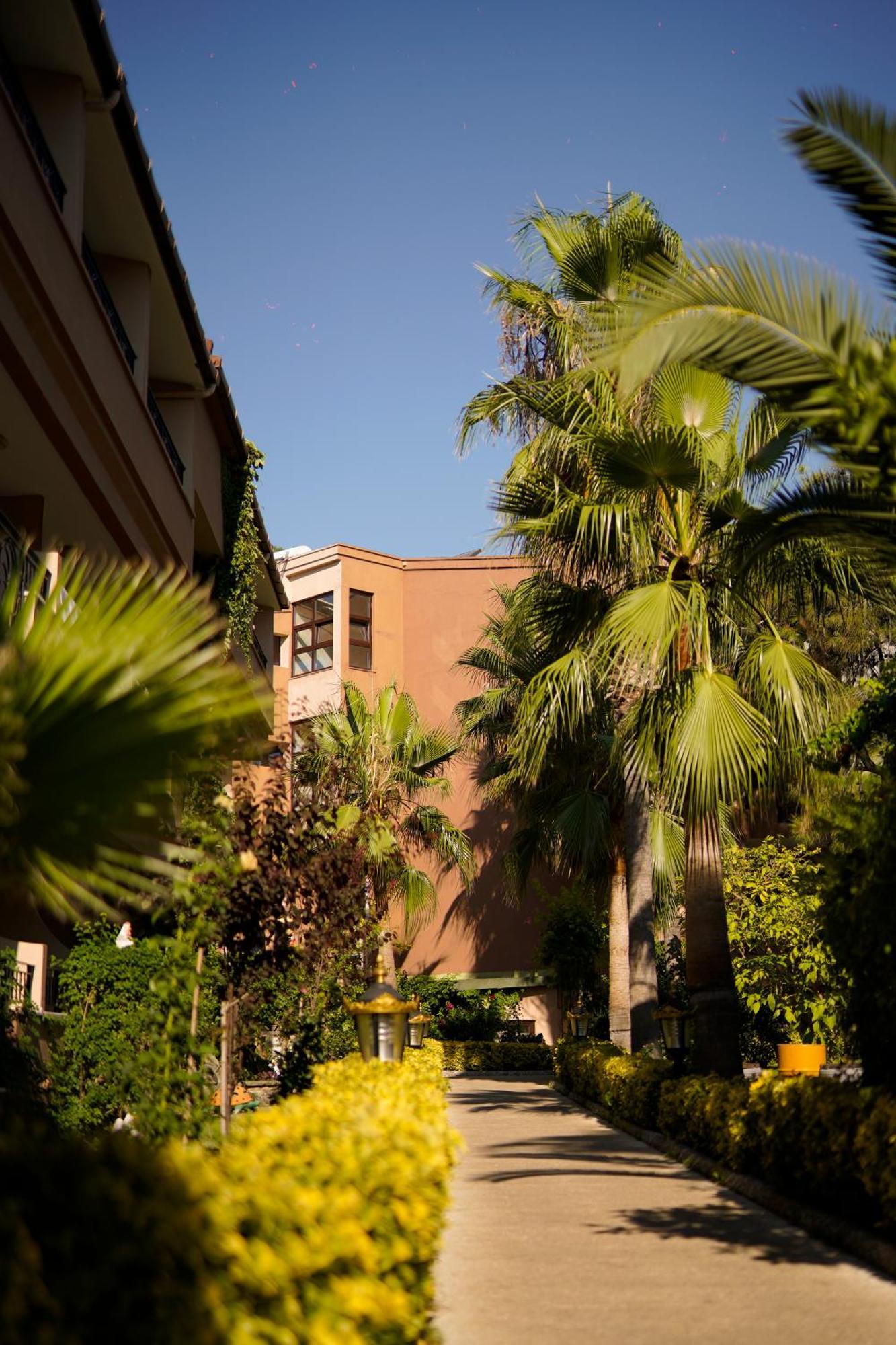 Aleria Belport Hotel