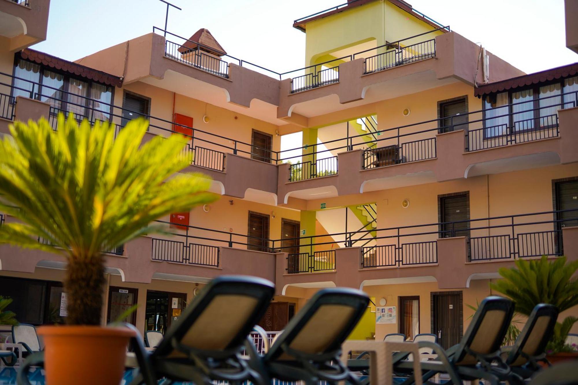 Aleria Belport Hotel
