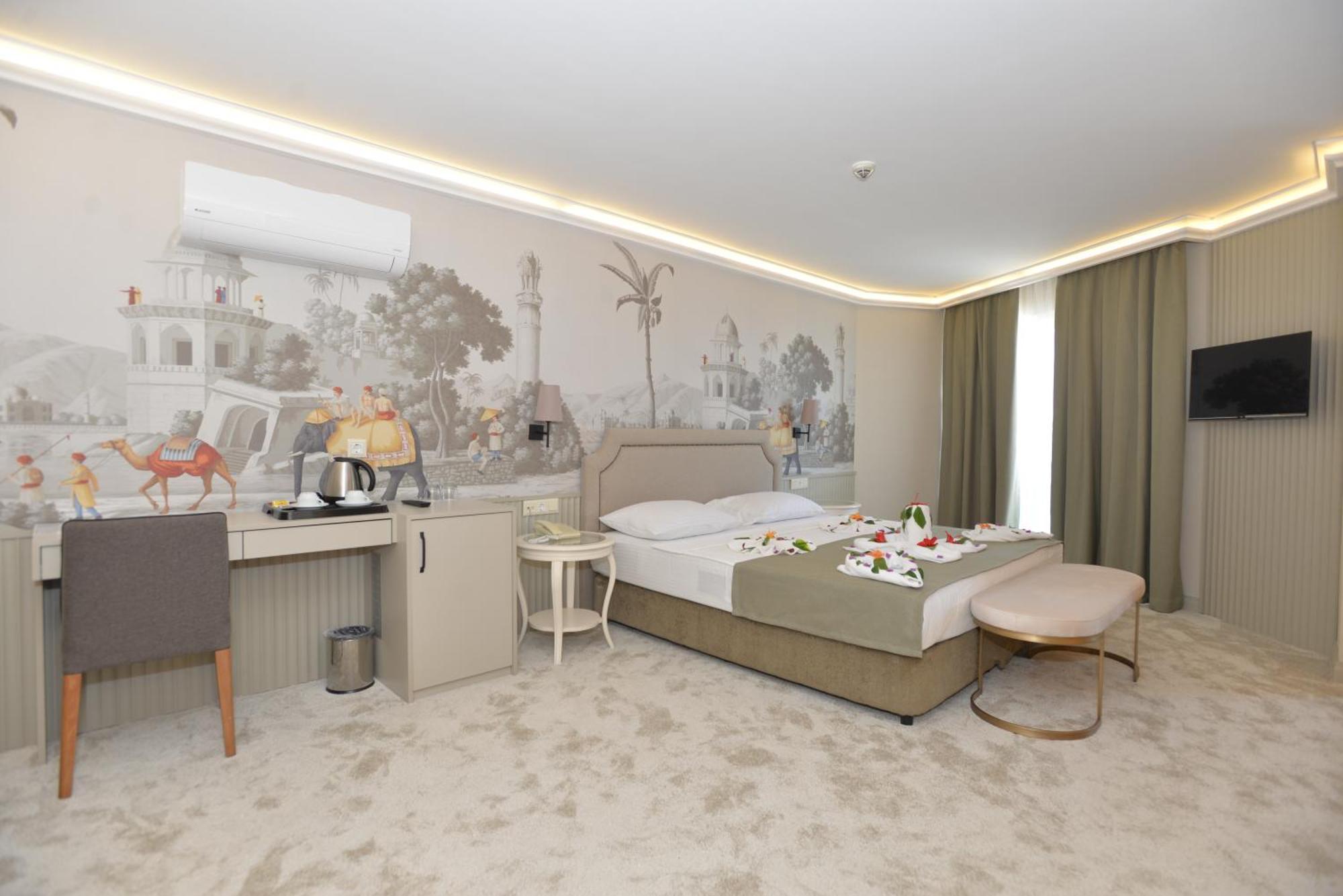 White Gold & Hotel