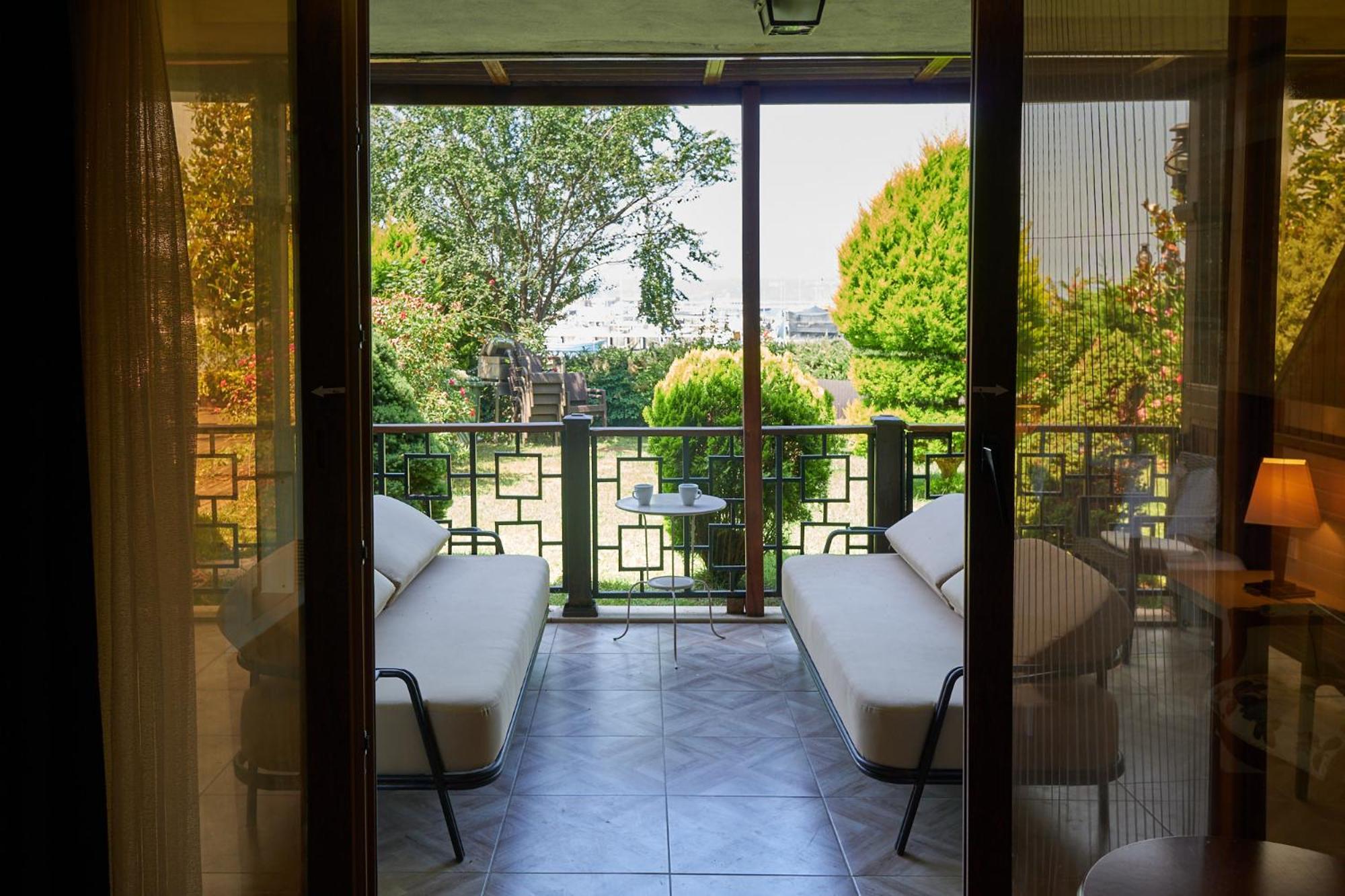 Phellos Boutique Hotel