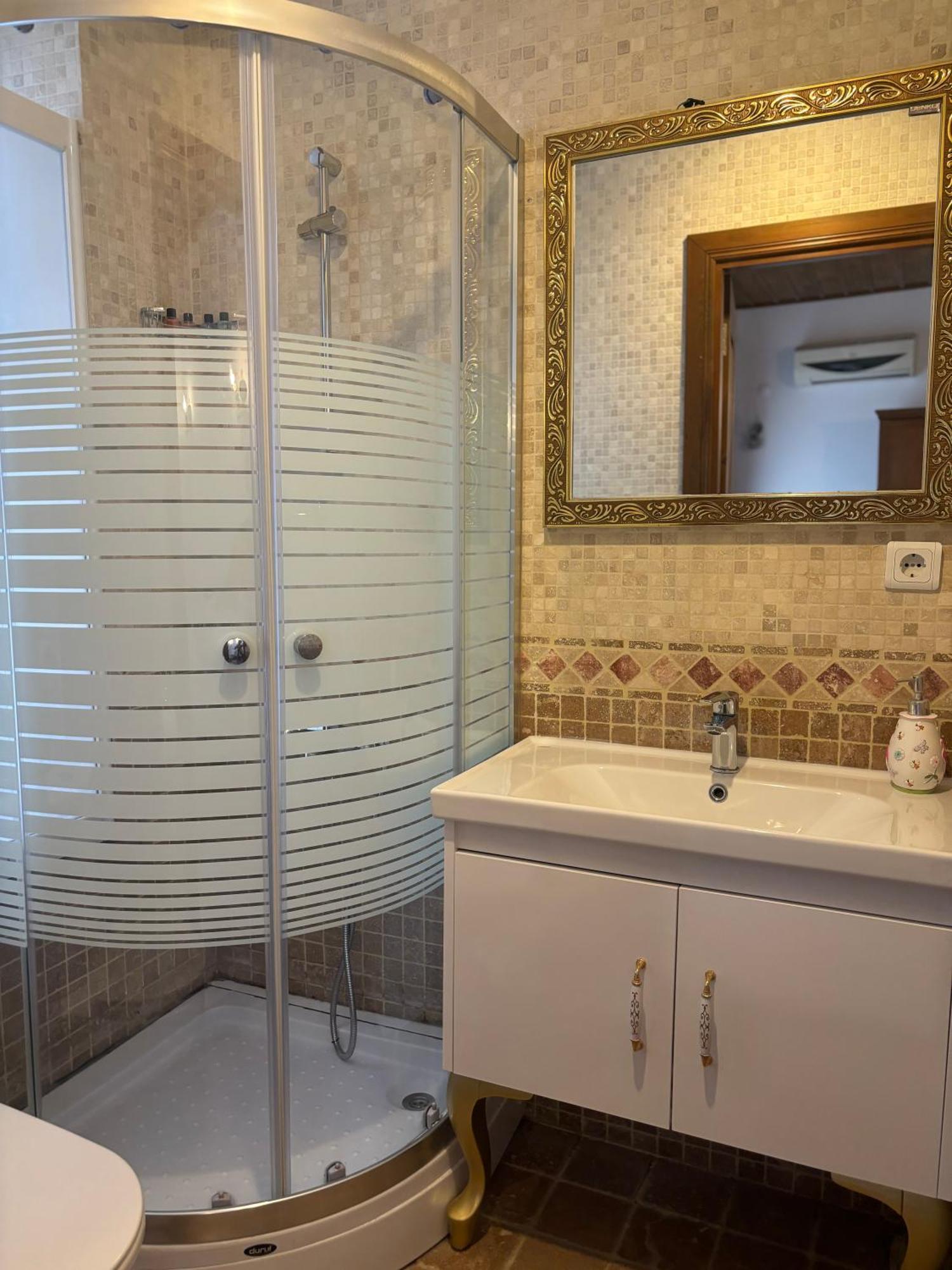 Guest house Tasdelen 4*