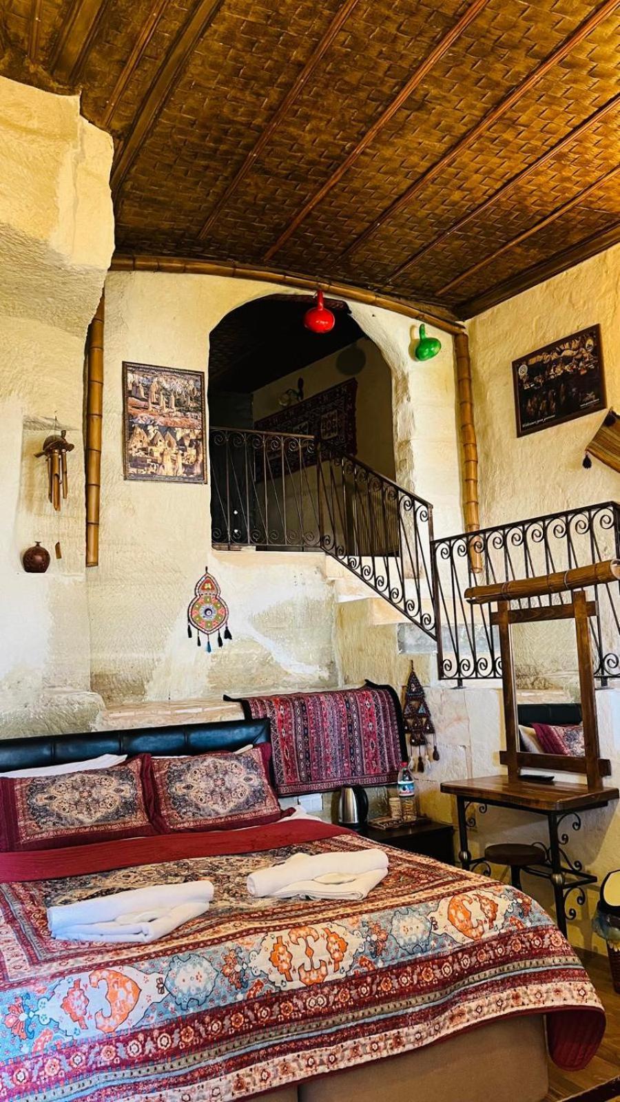 Avlu Cave House