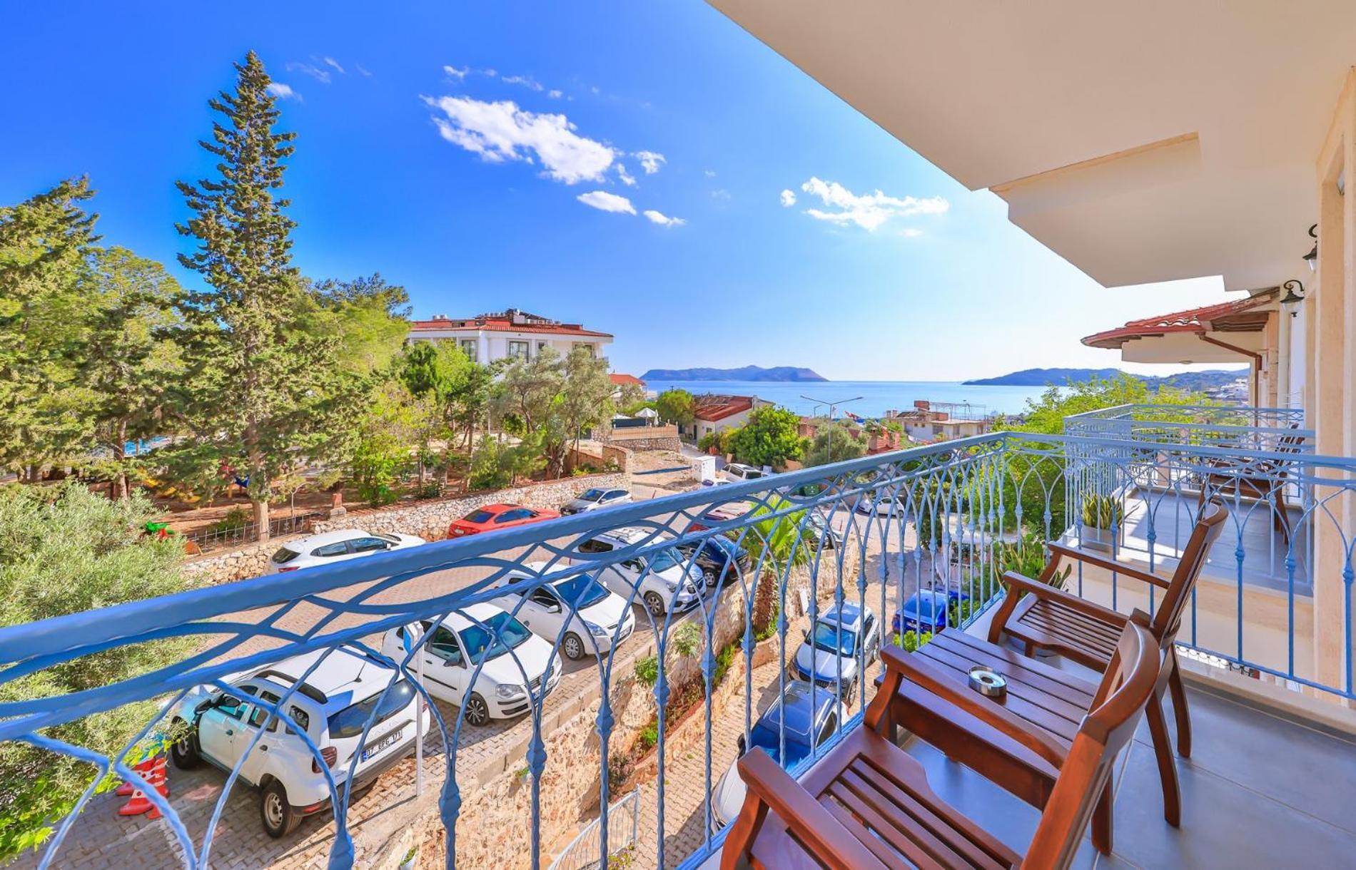 Luvi - Adults Only Hotel