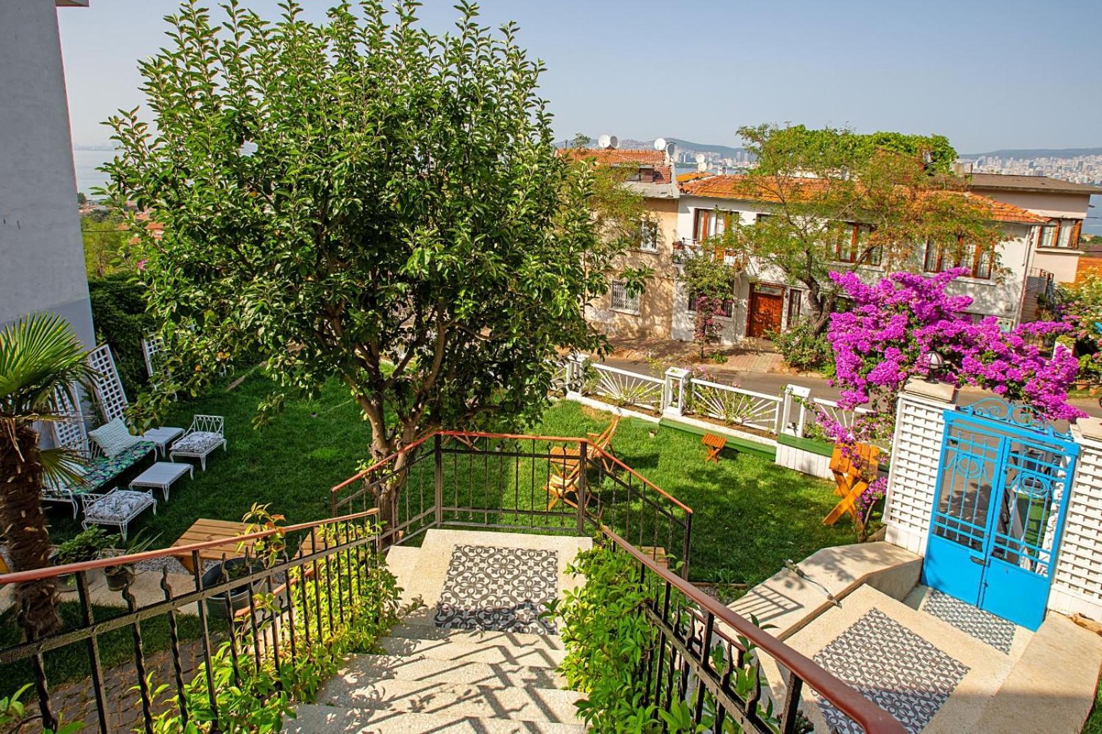 Mansion Milia Boutique
