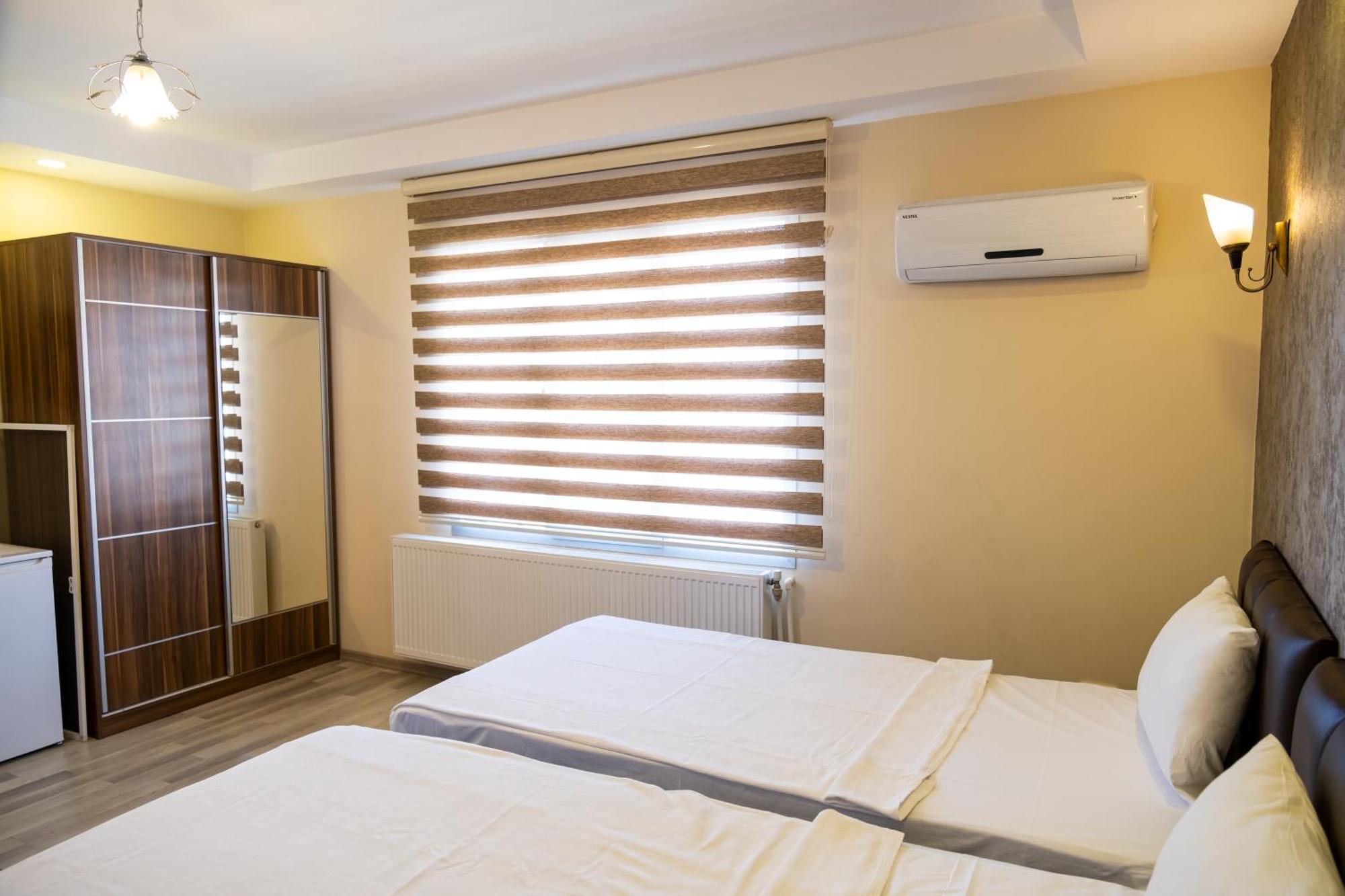 Hotel Ikarushotel 2*