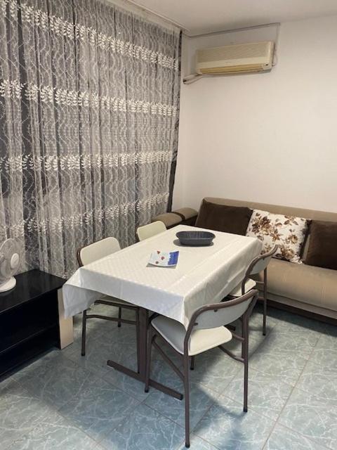 *** Beyaz *** Apartment Didim
