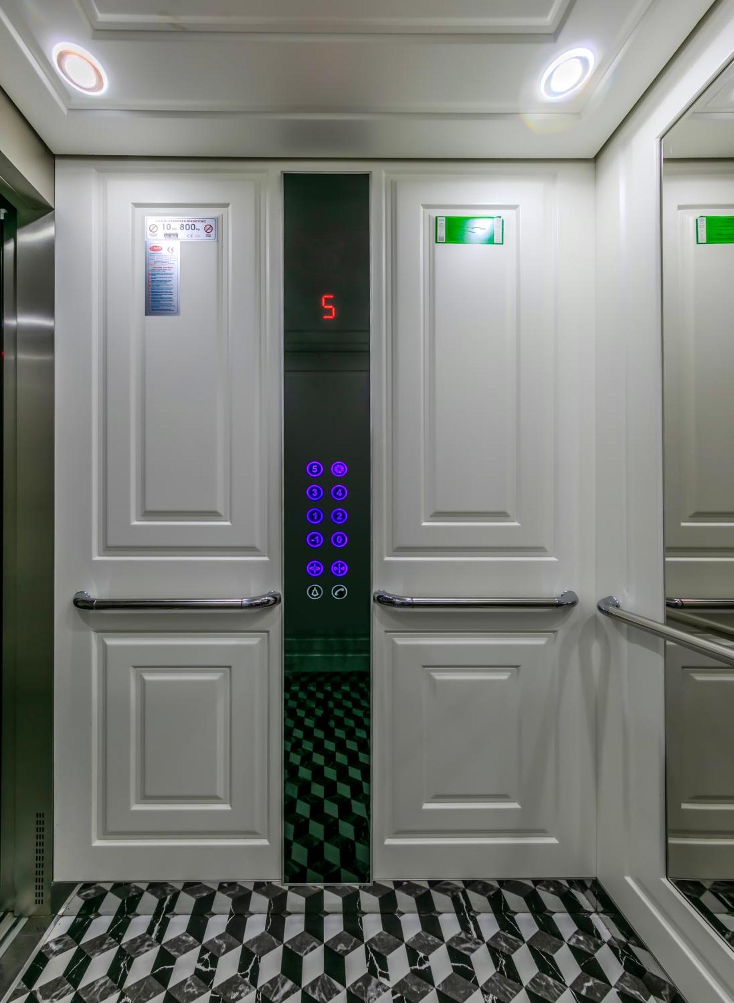 Atar Airport - & Wellness Hotel