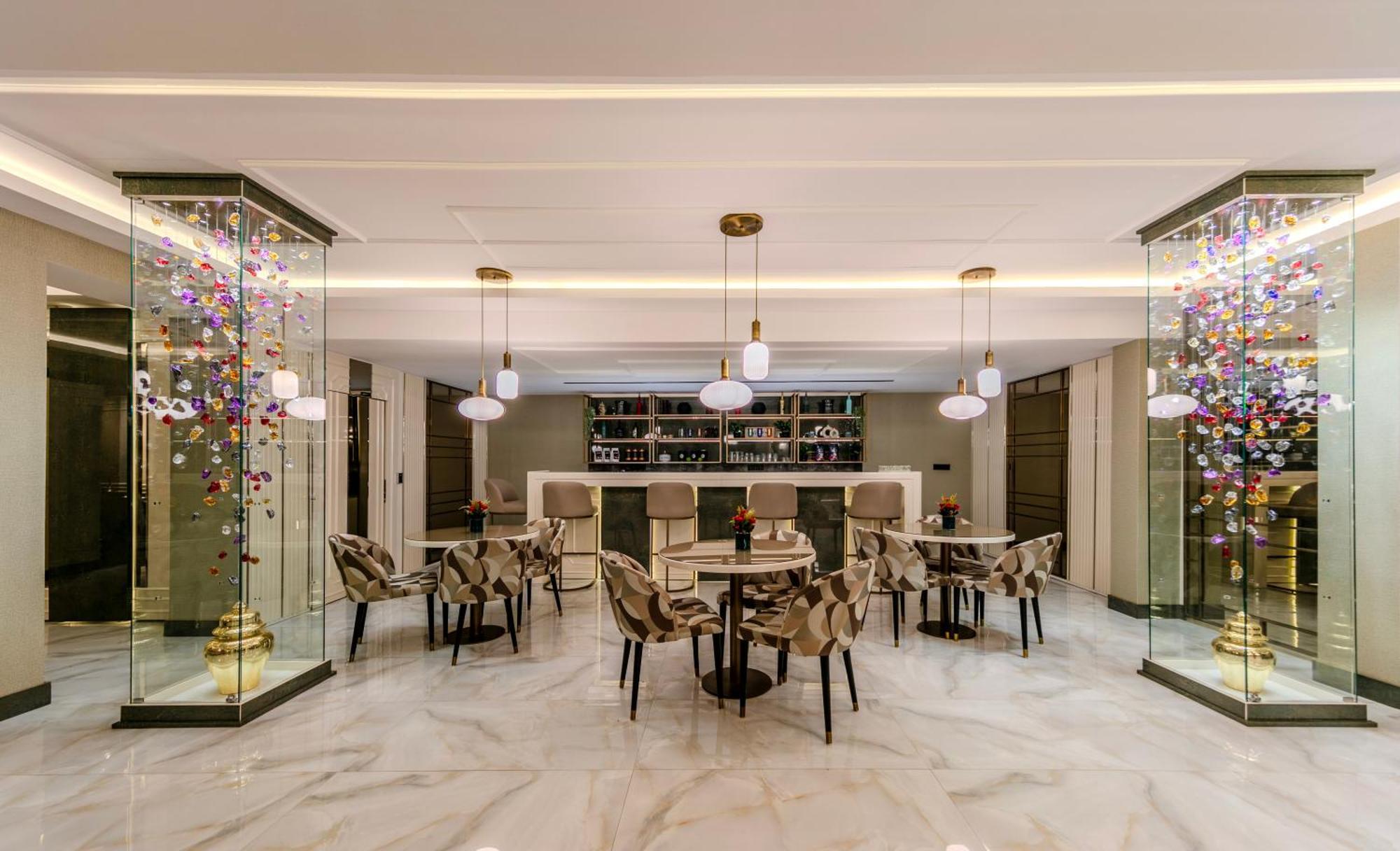 Hotel Atar Airport - & Wellness 4*