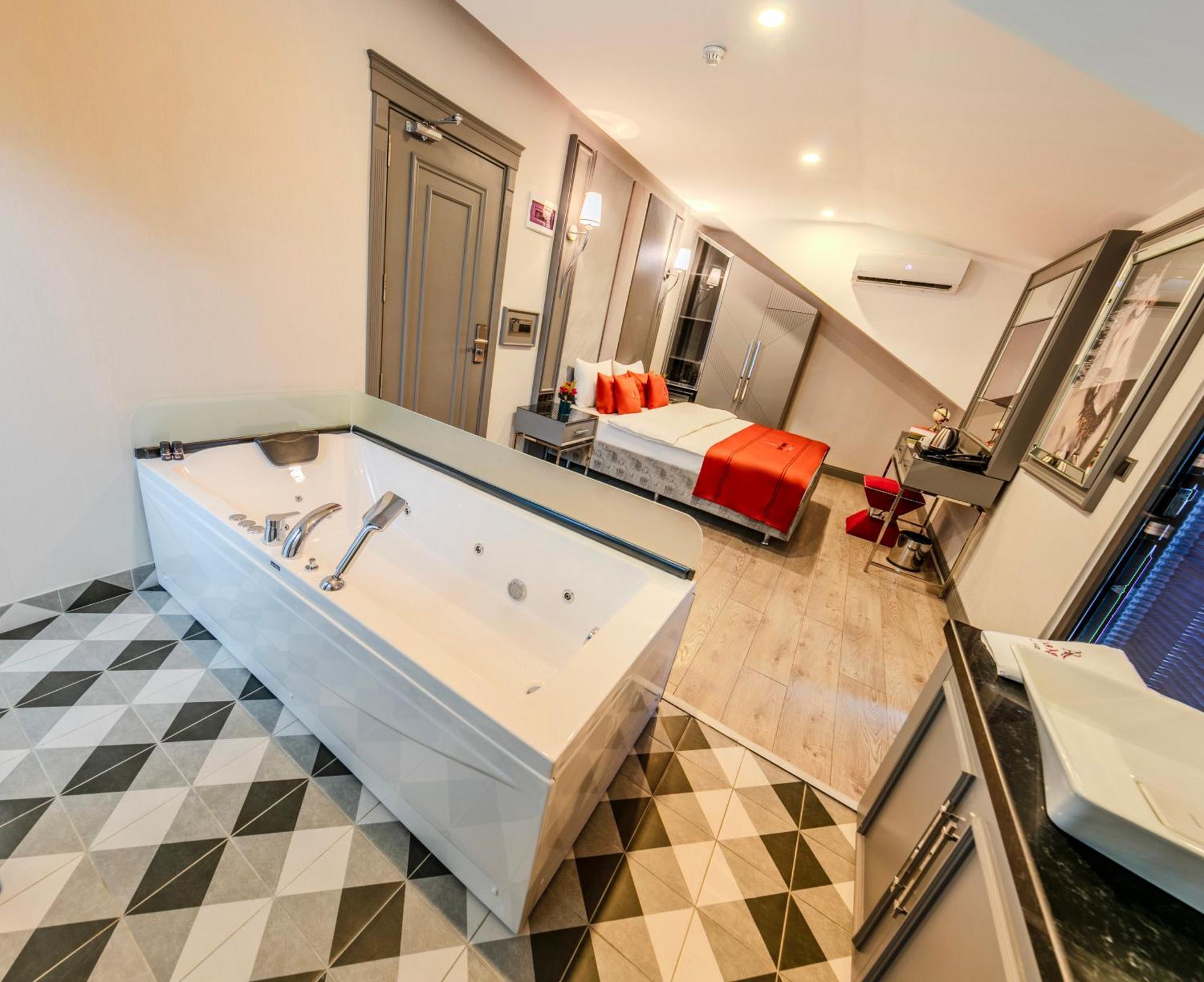 Atar Airport - & Wellness 4* Arnavutkoy