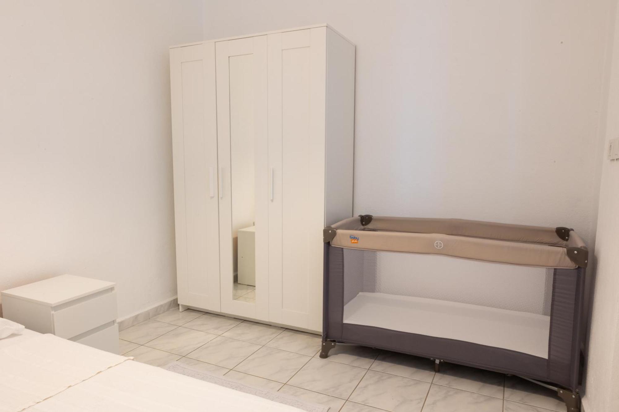 Seaview Apartment *