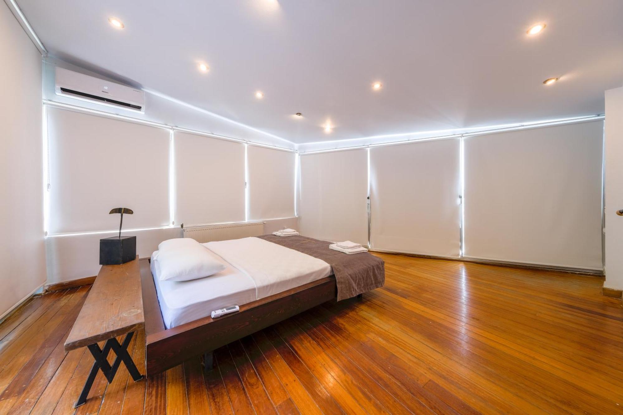 Maison Detroit Iconic 3br Triplex With Great Views Apartment Istanbul