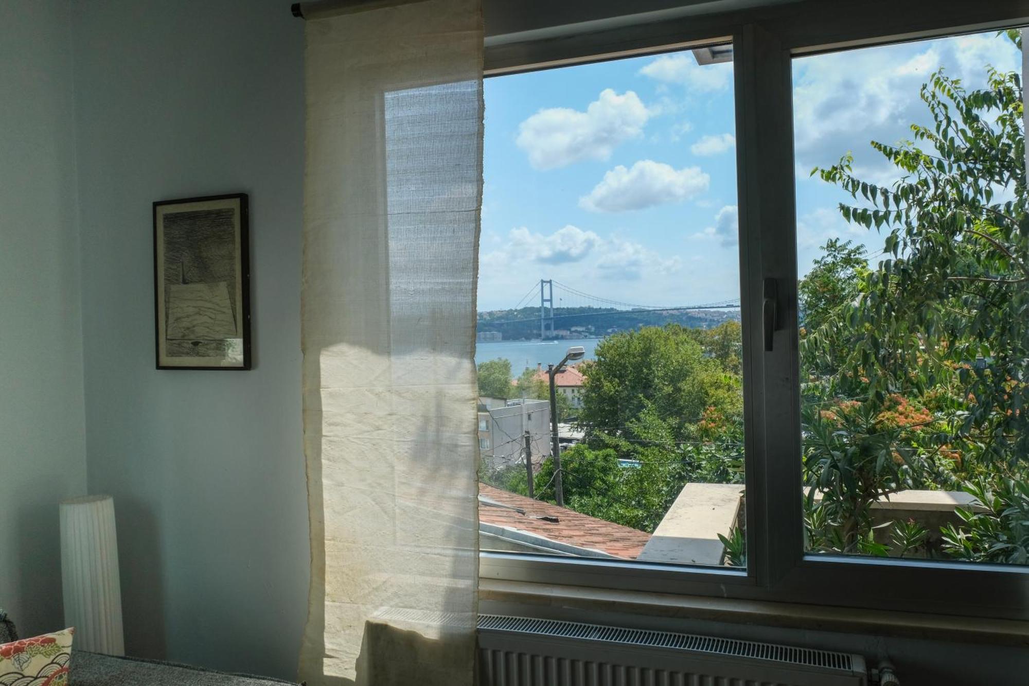 Apartment Maison Detroit Iconic 3br Triplex With Great Views *