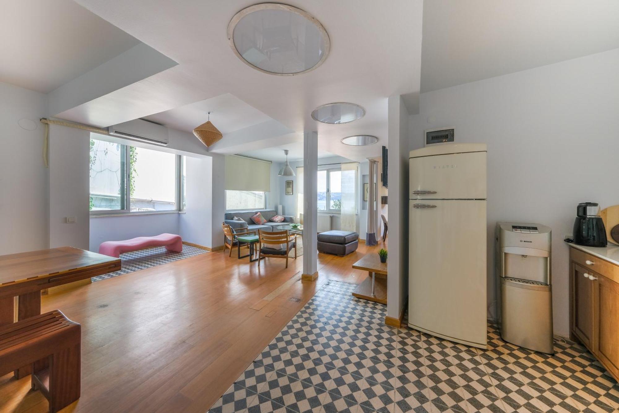 Maison Detroit Iconic 3br Triplex With Great Views Apartment Istanbul