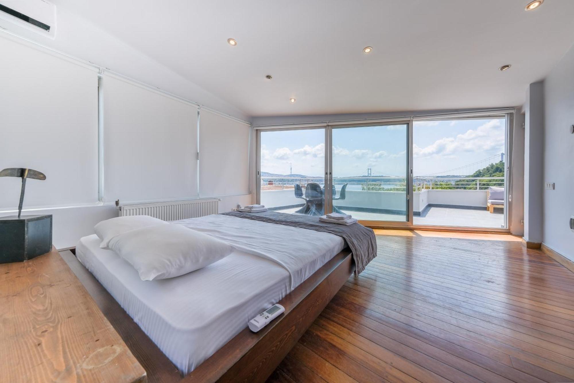 Maison Detroit Iconic 3br Triplex With Great Views Istanbul