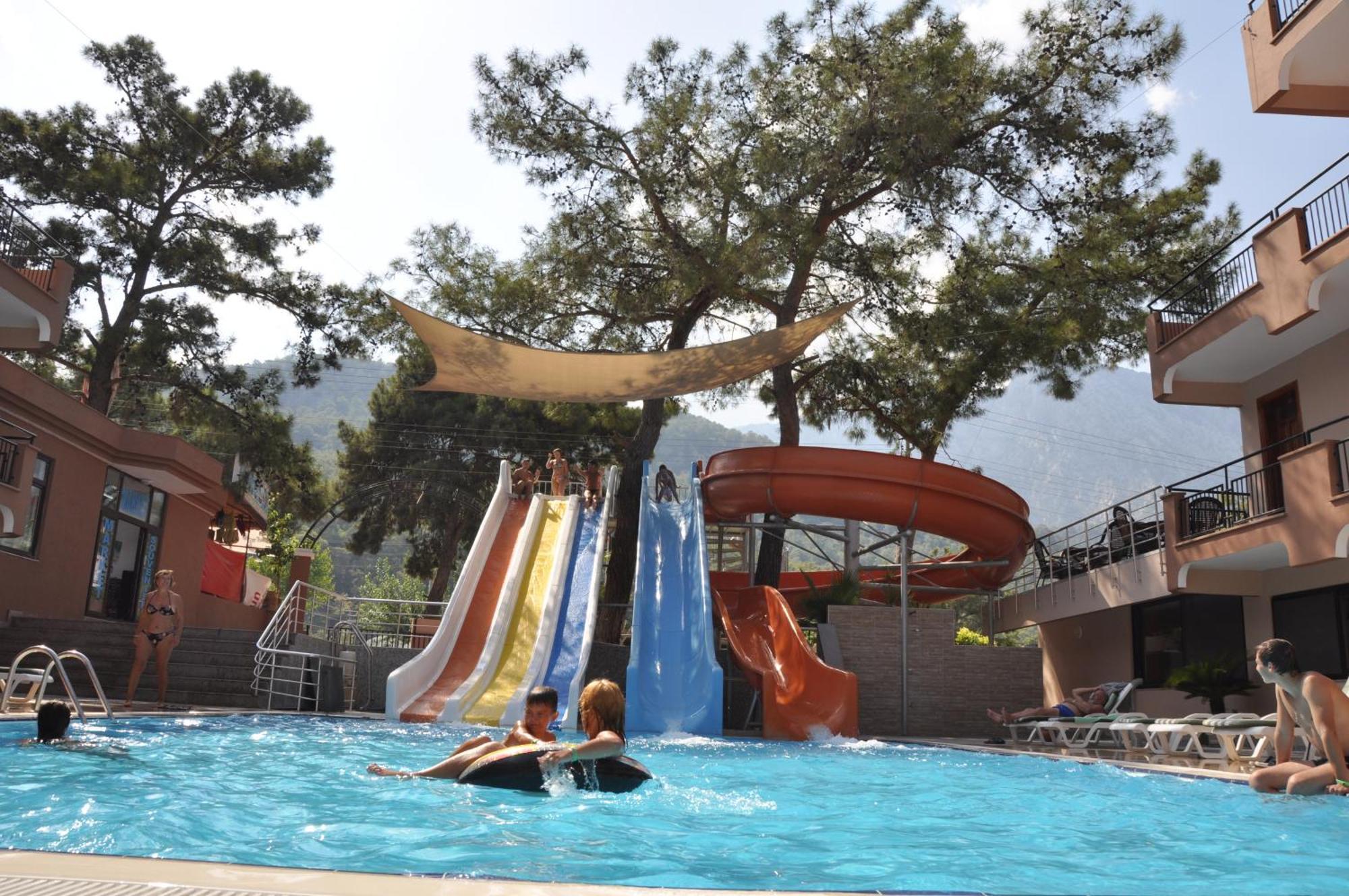 Aleria Belport Hotel