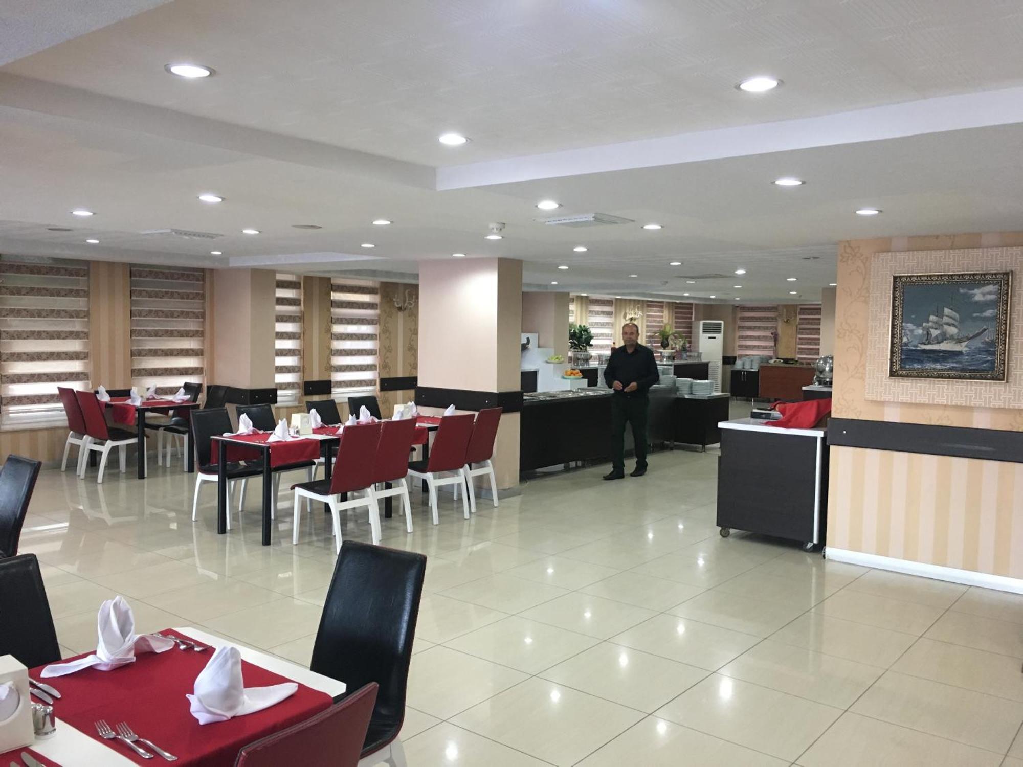 Aleria Belport Hotel