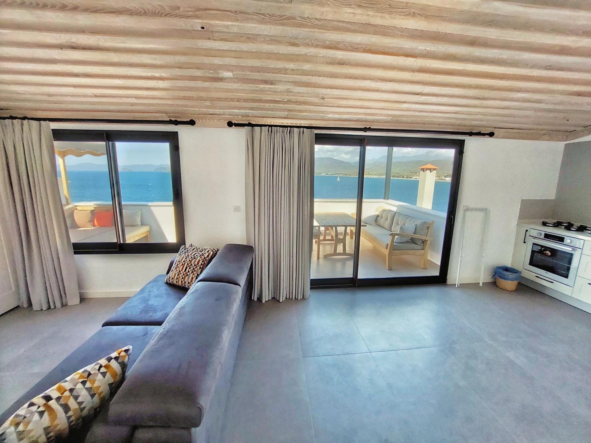 Ece Sovalye Island Hotel