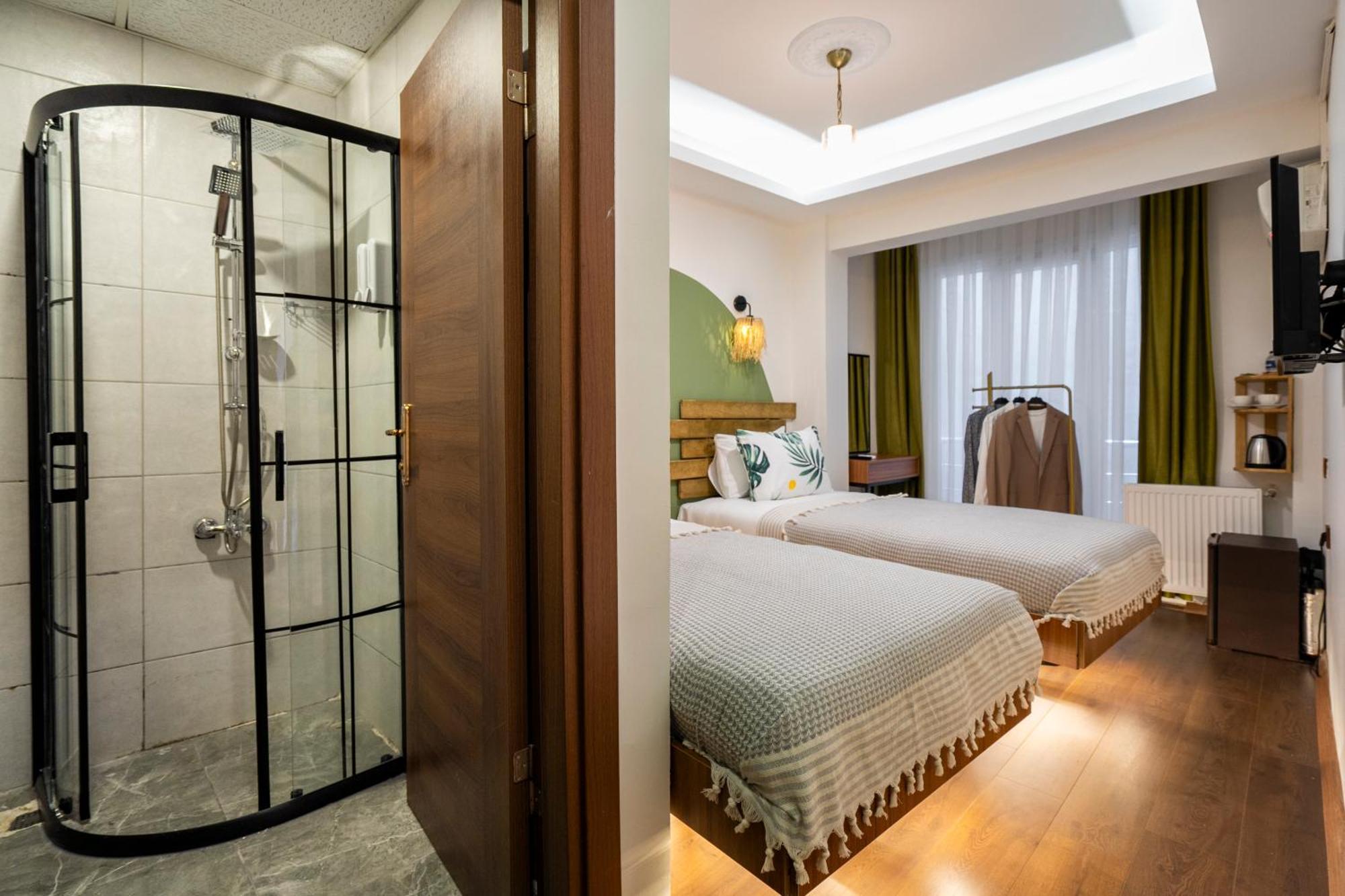 York House Hotel *