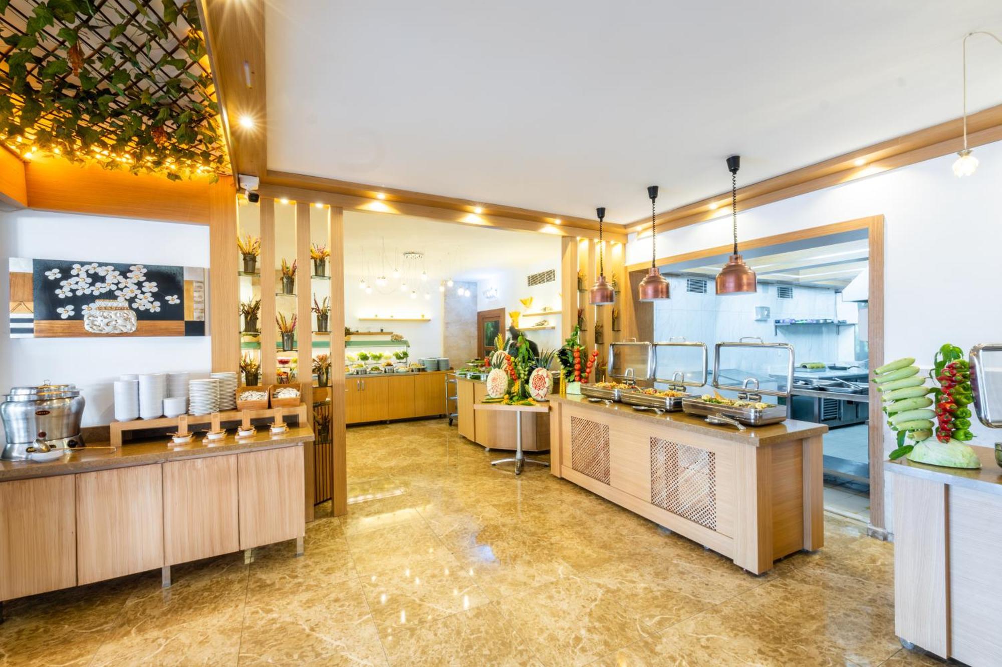 Bora Bora Butik 3*