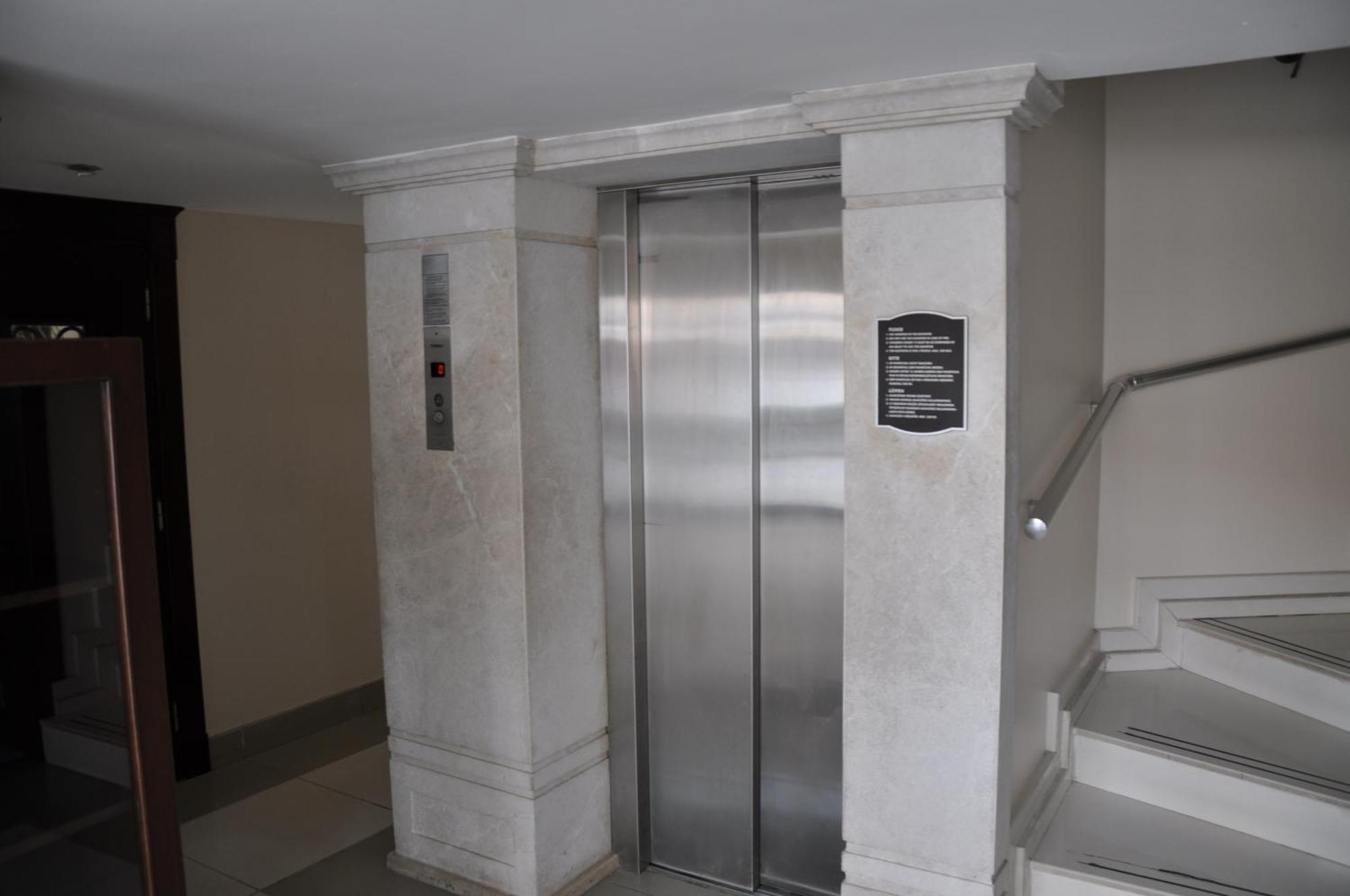 Almena Hotel 3*