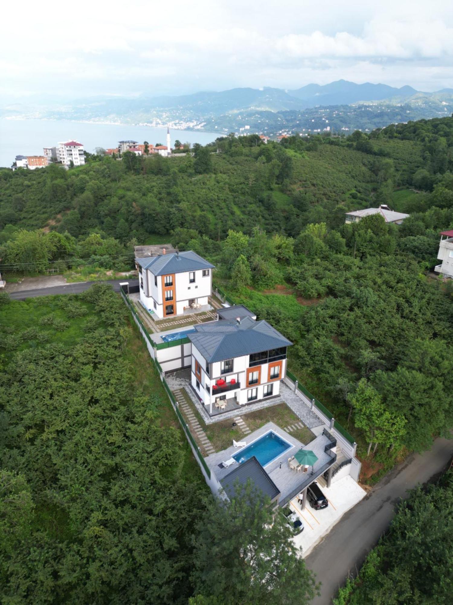 Konakoenue Center 2 Villa *