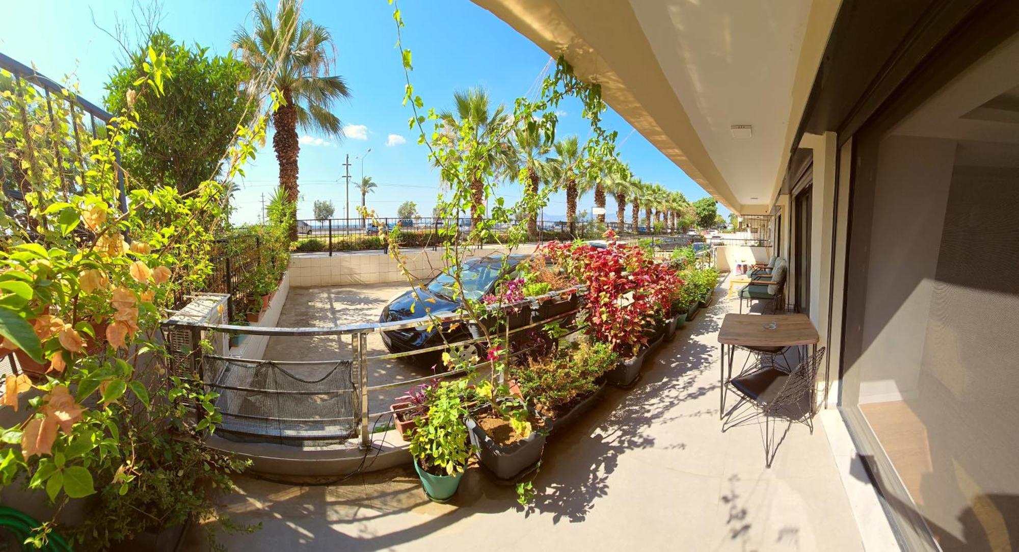 Elegant & Cozy Retreat Home, Center Gem By The Seaside, Steps From The Tram Apartment *