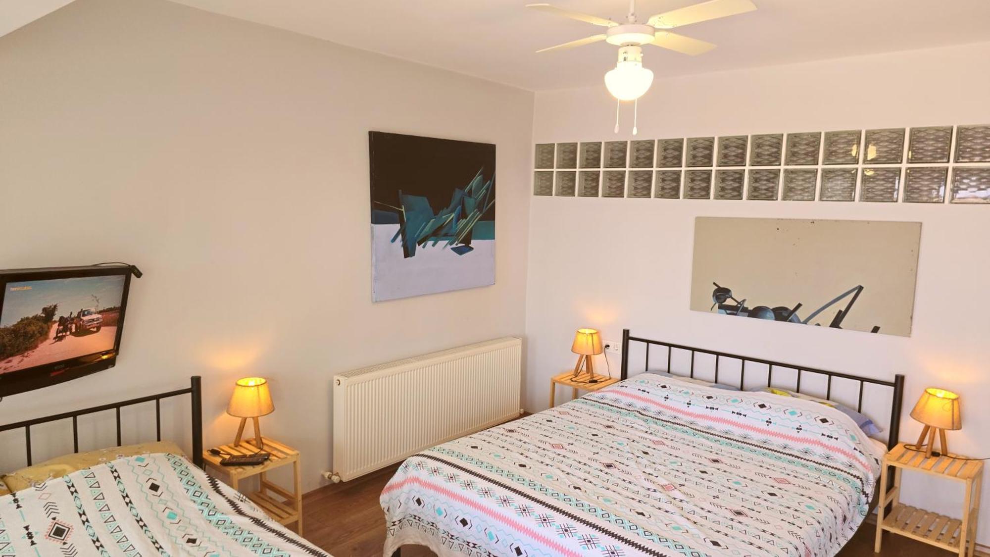 Apartment Elegant & Cozy Retreat Home, Center Gem By The Seaside, Steps From The Tram