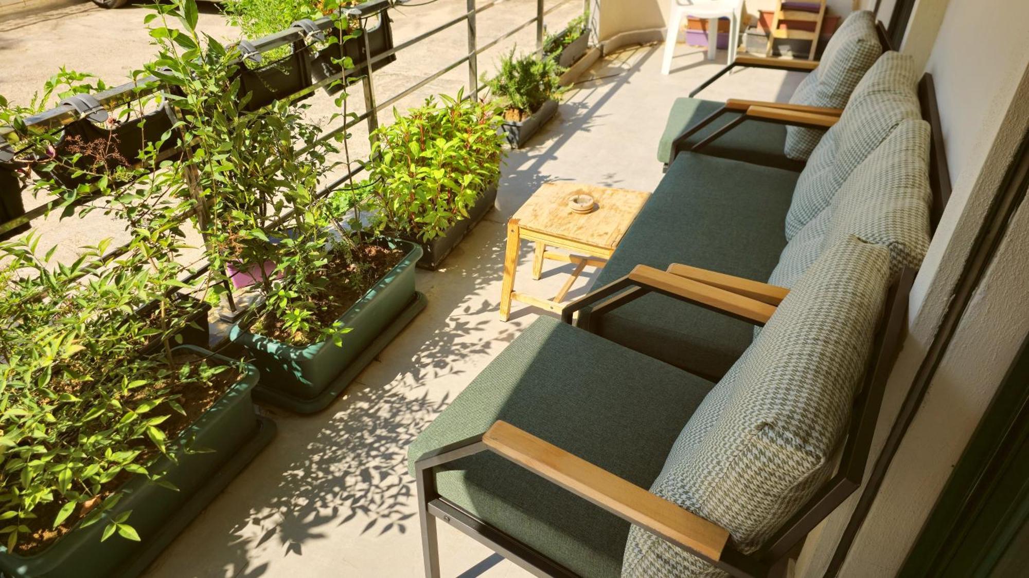 Apartment Elegant & Cozy Retreat Home, Center Gem By The Seaside, Steps From The Tram Izmir