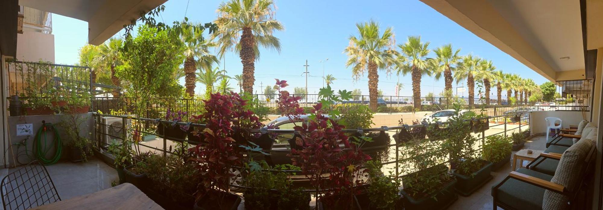 Elegant & Cozy Retreat Home, Center Gem By The Seaside, Steps From The Tram Apartment Izmir