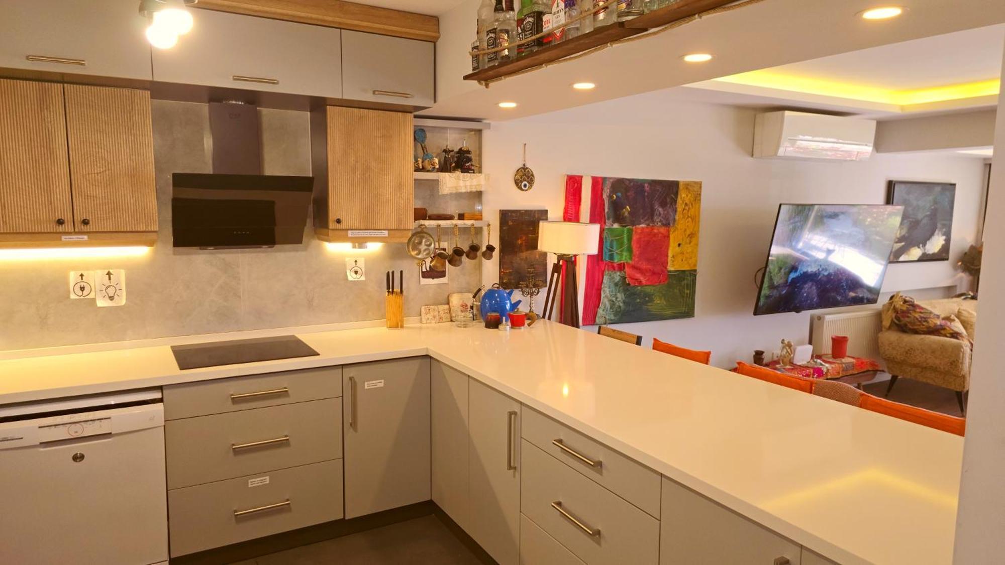 Elegant & Cozy Retreat Home, Center Gem By The Seaside, Steps From The Tram *