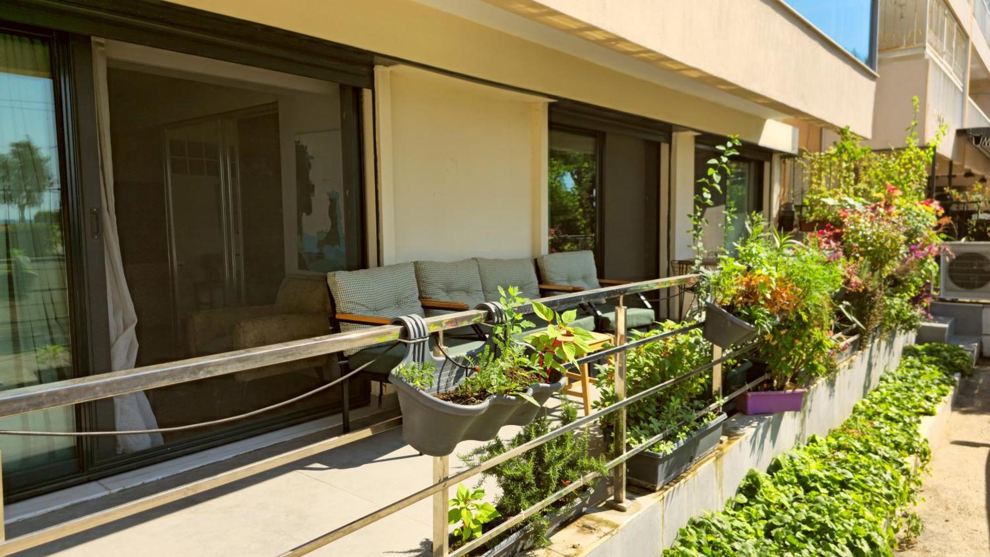 Elegant & Cozy Retreat Home, Center Gem By The Seaside, Steps From The Tram Apartment
