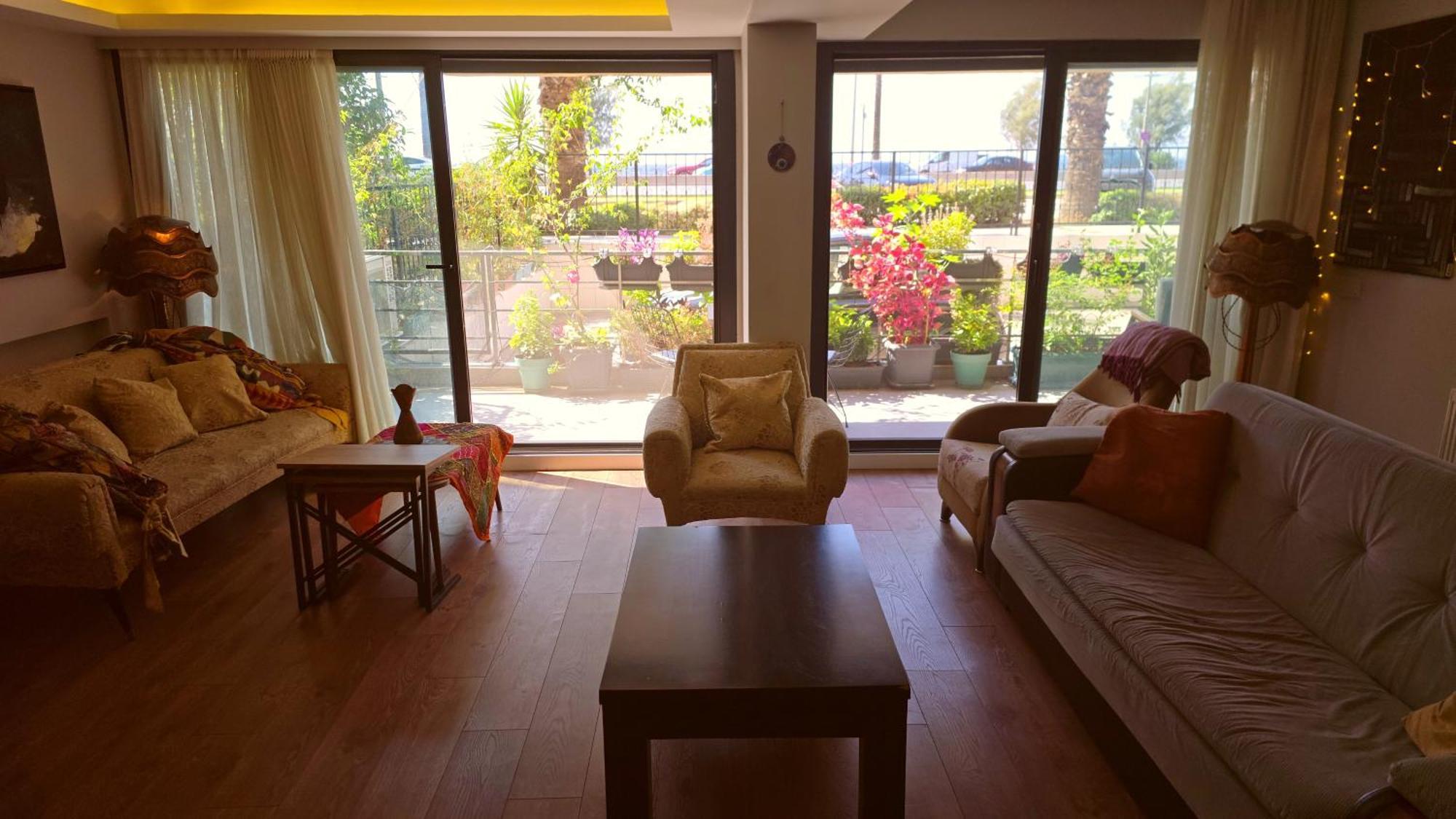 Elegant & Cozy Retreat Home, Center Gem By The Seaside, Steps From The Tram Apartment *
