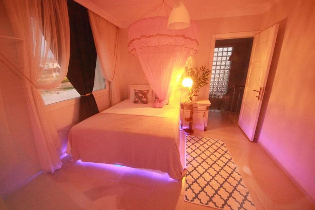 Poseidon Marine Villa *