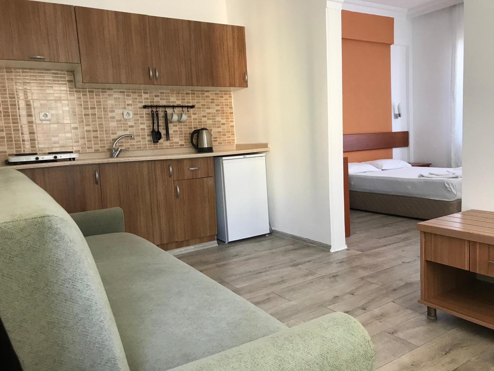 Aparthotel Melissa Garden Apart Side