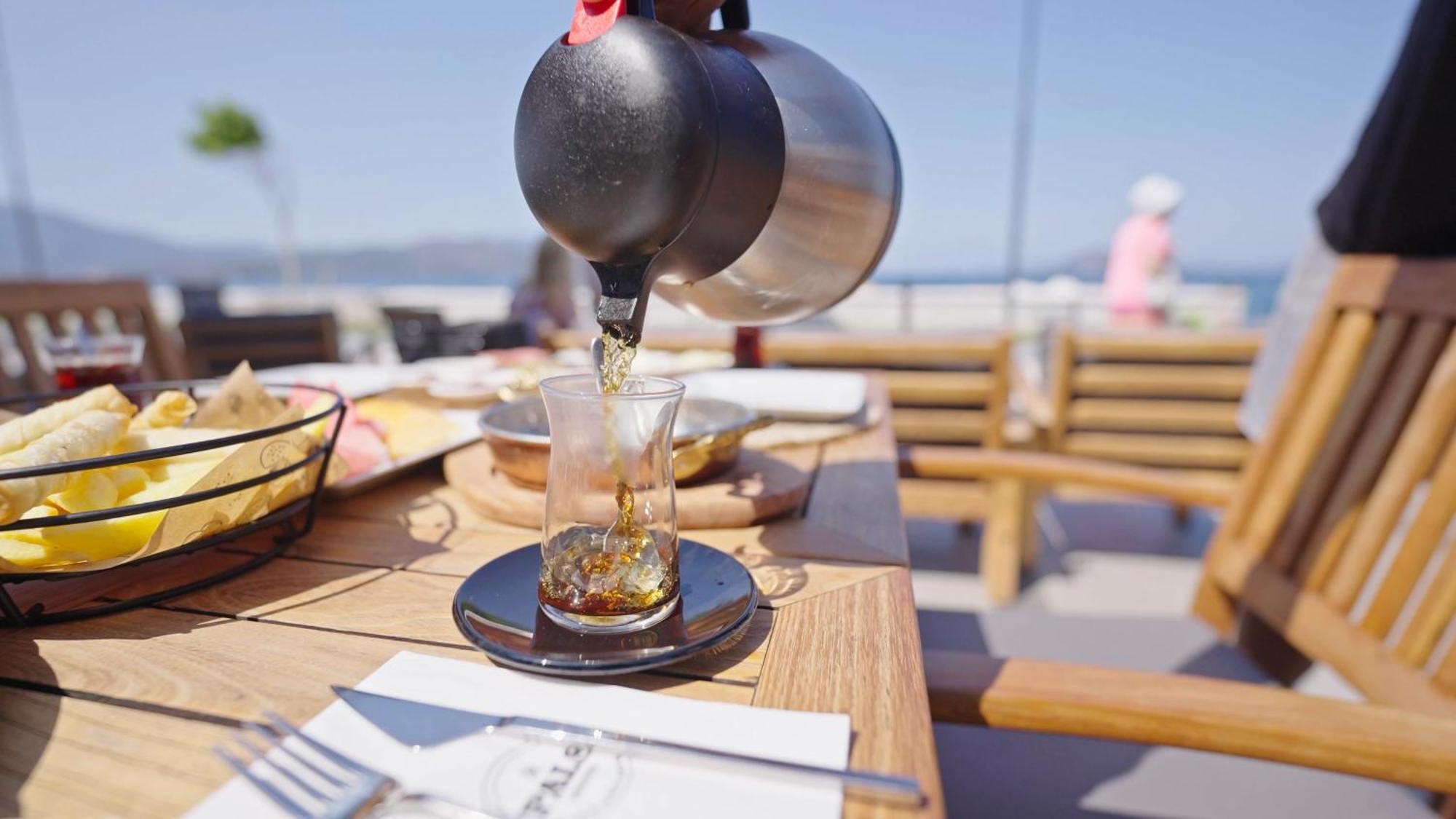 Yasemin Hotel 3*