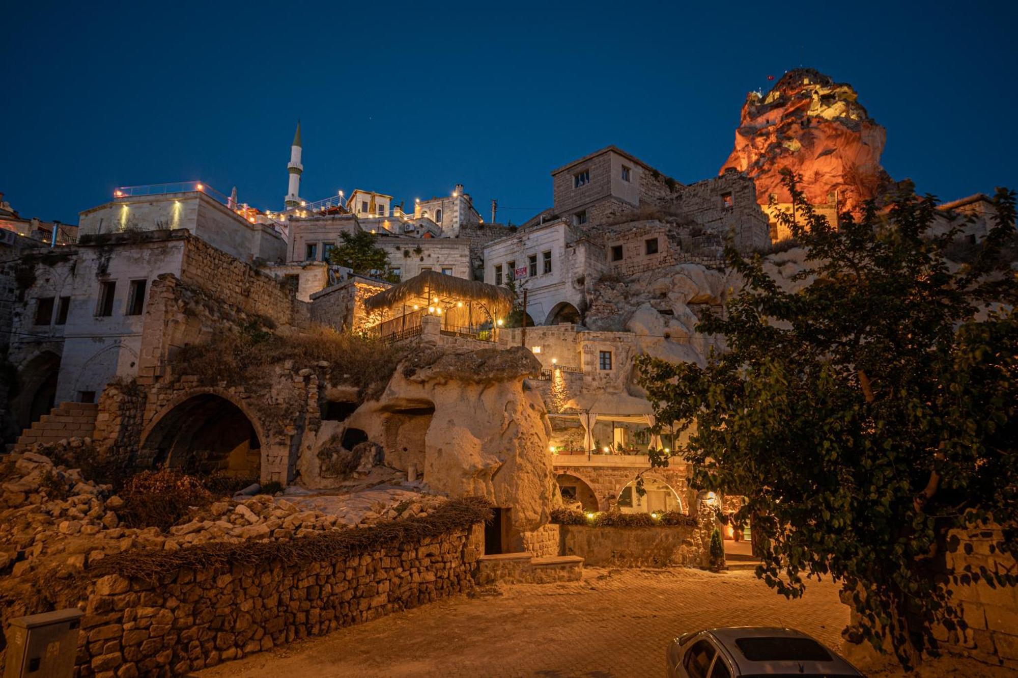 Shiraz Cave Cappadocia Urgup