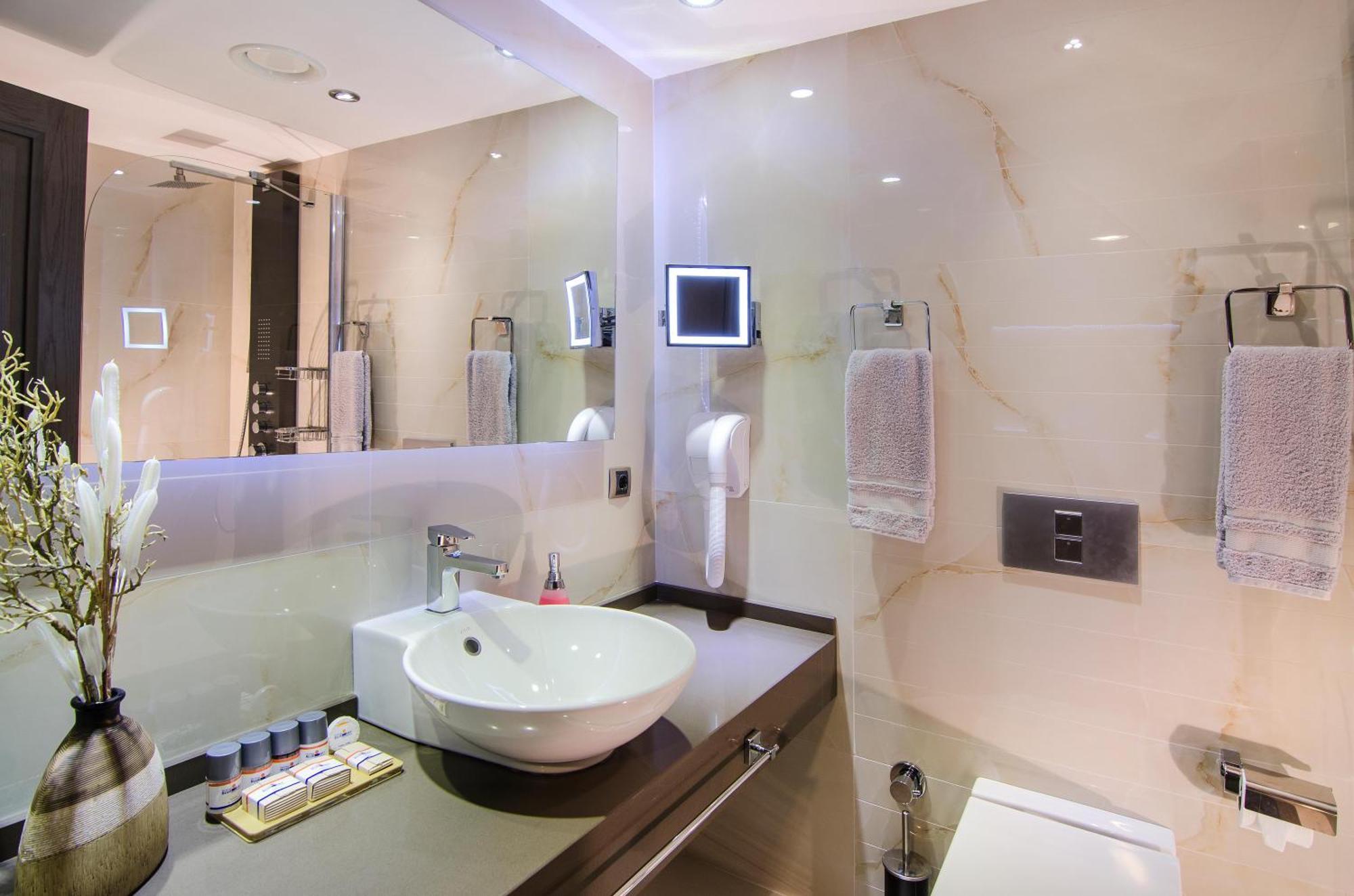 Resort The Grand Blue Sky International 4*