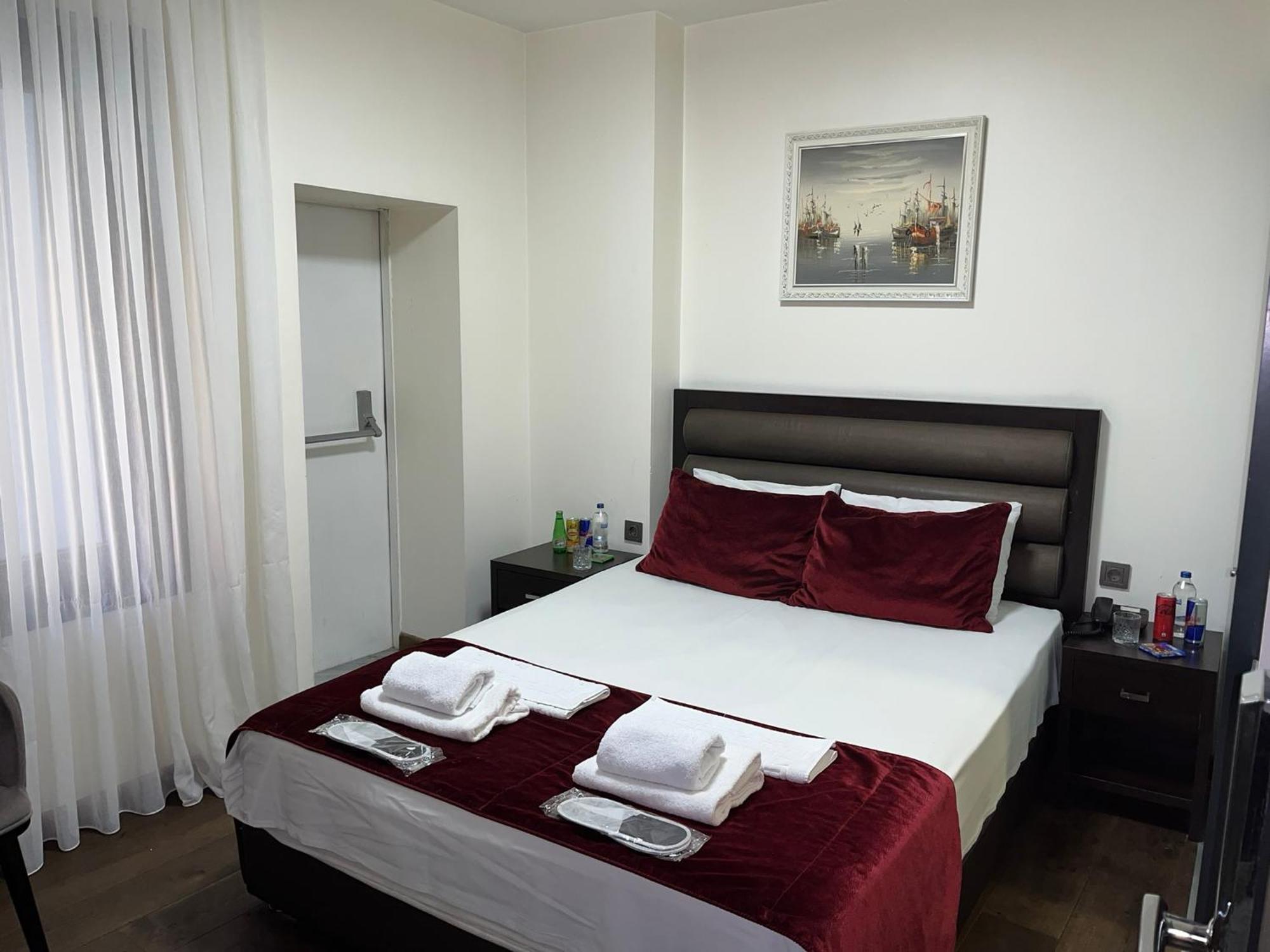 Pandora Hotel 3*