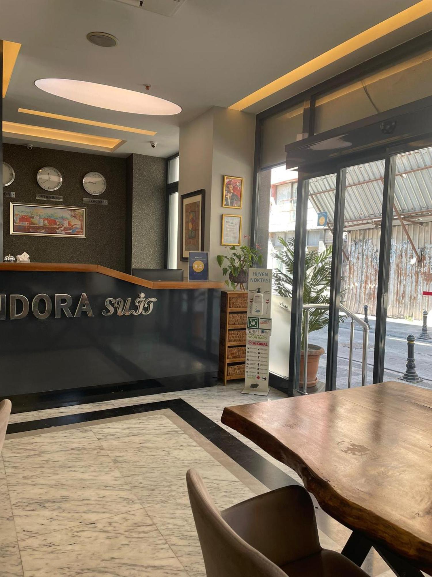 Pandora Hotel 3*