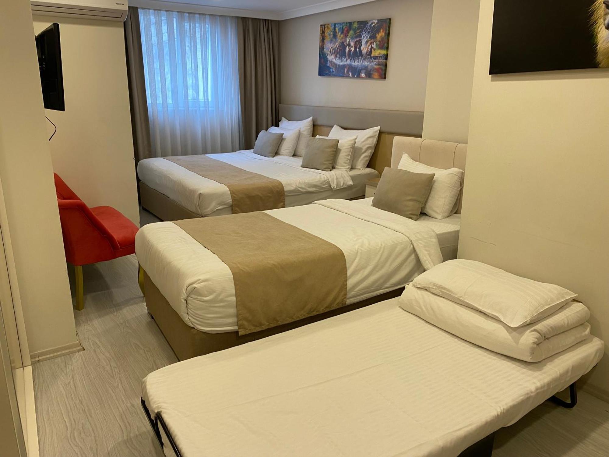 Simal Hotel