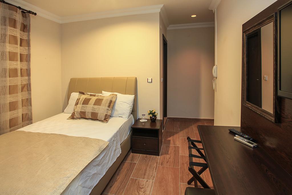 Koreana Hotel